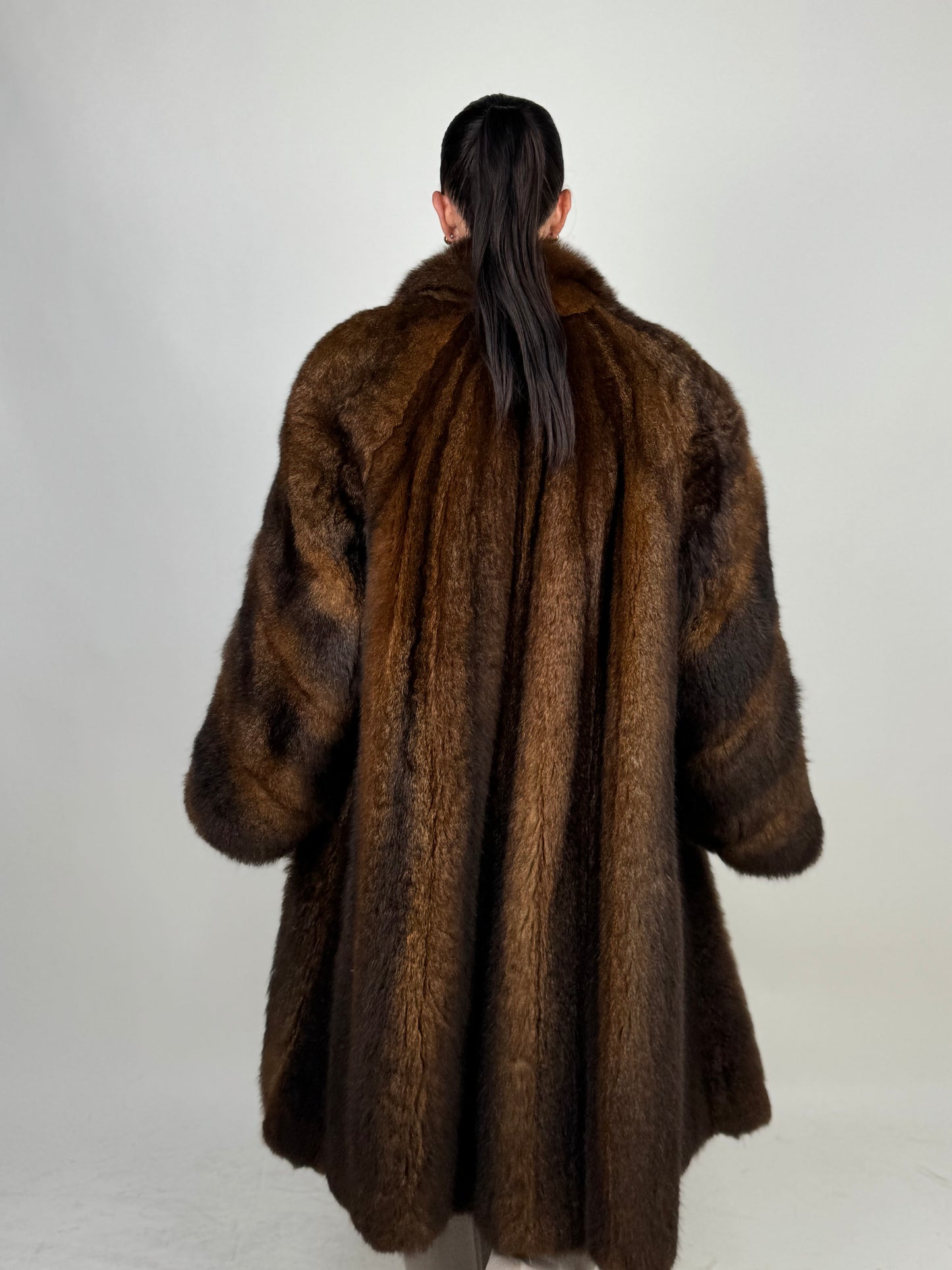 Cappotto in opossum N685