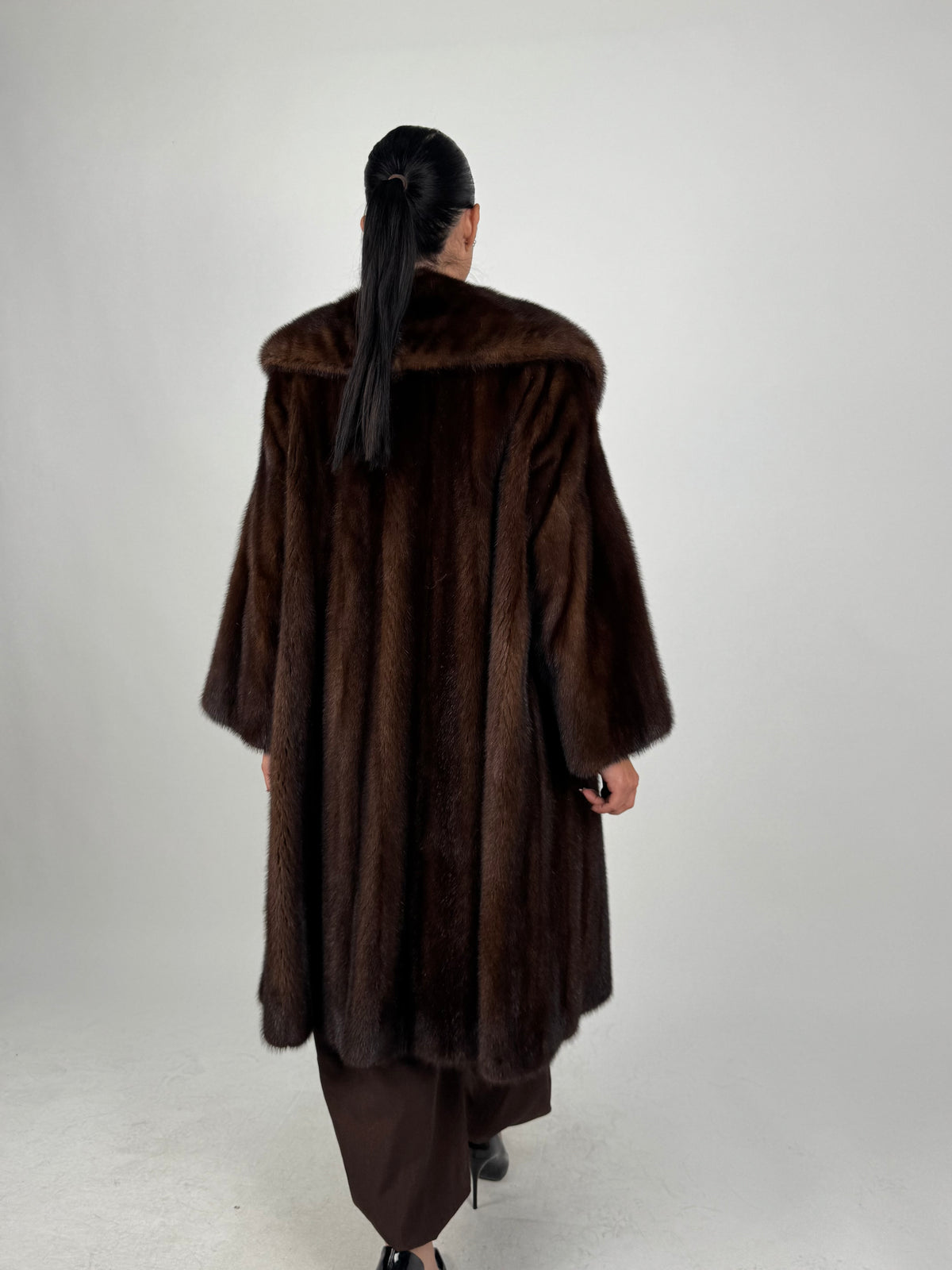 Cappotto in visone N739
