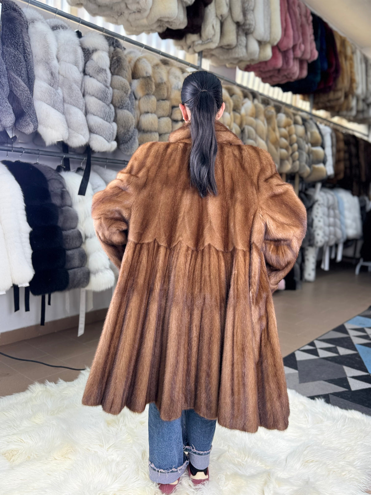 Cappotto in visone N743