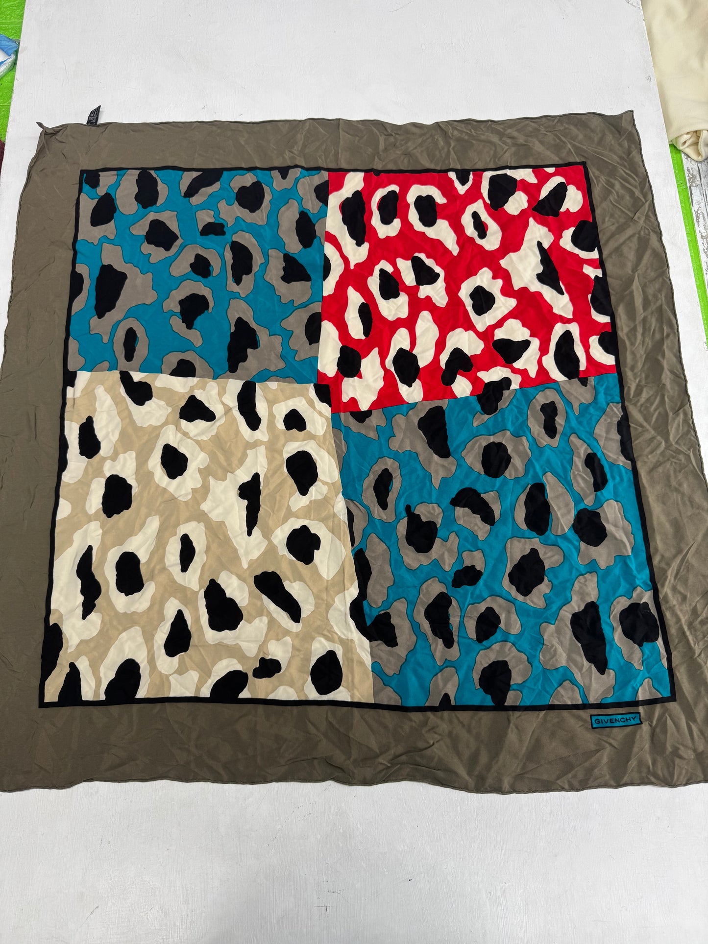 Foulard Givenchy