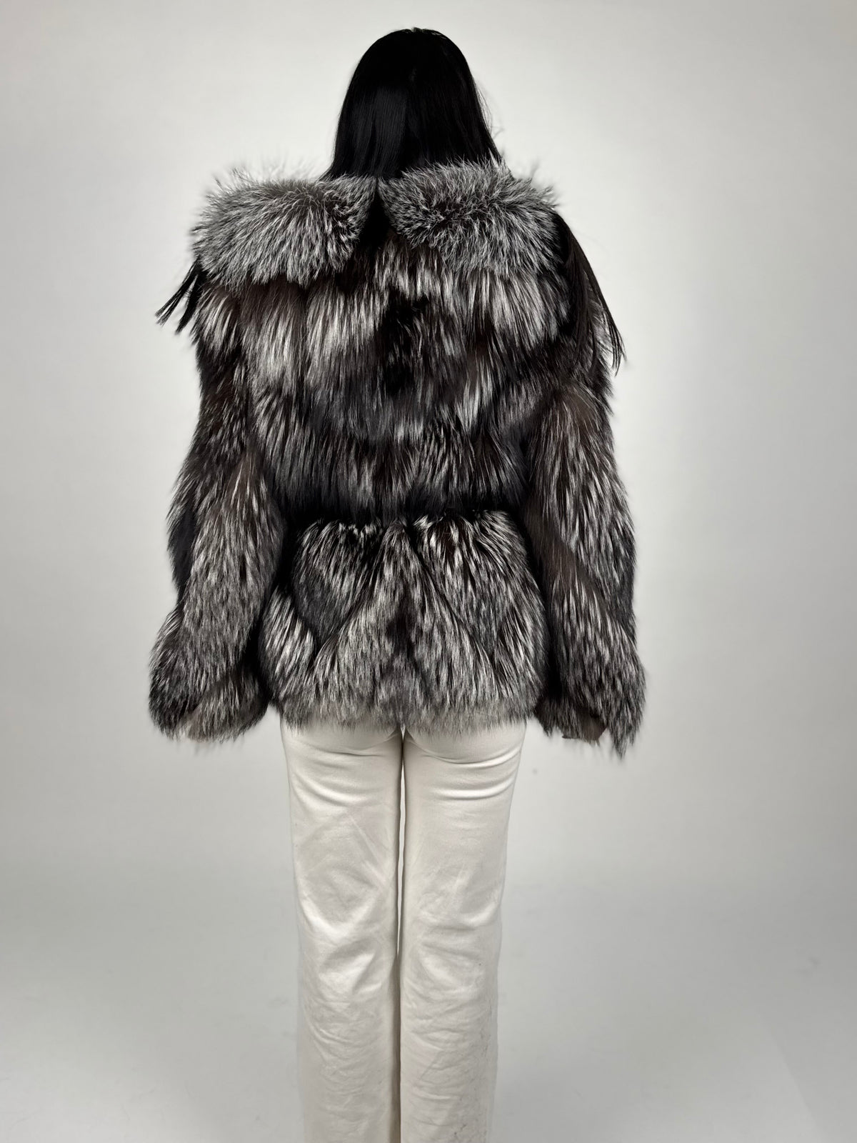 Giacca in volpe argentata N560