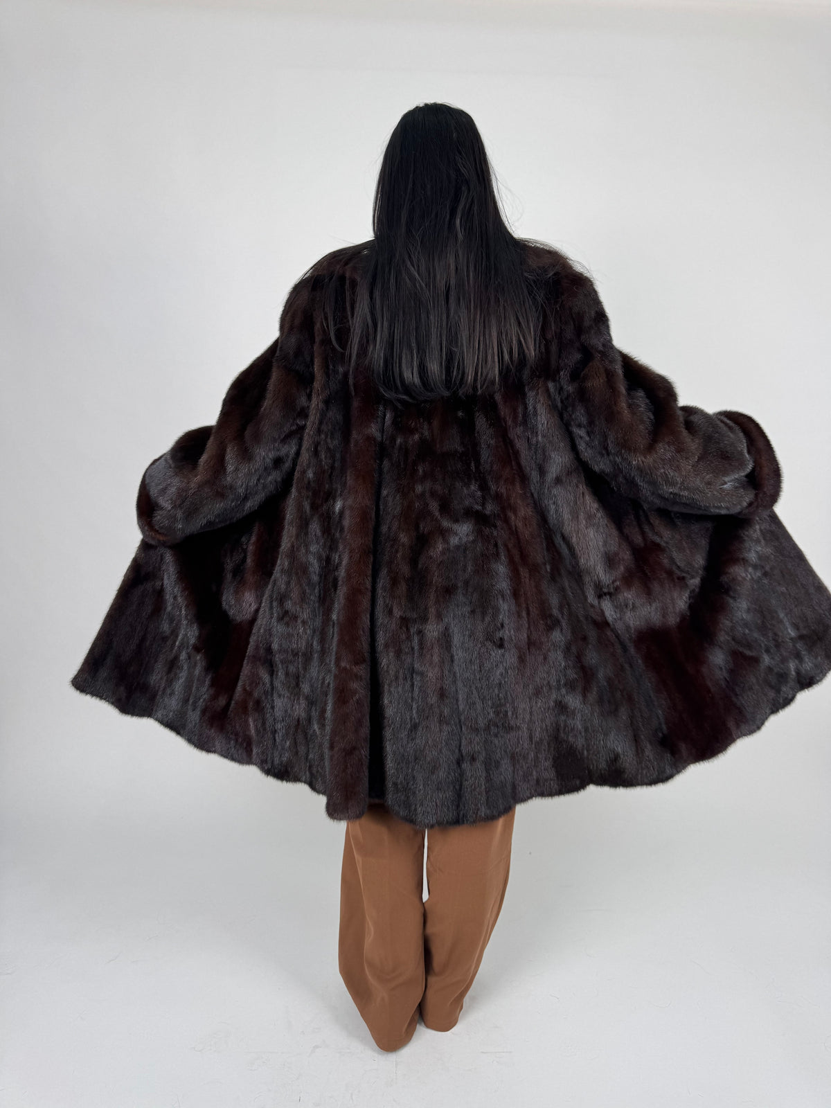 Cappotto in visone N748