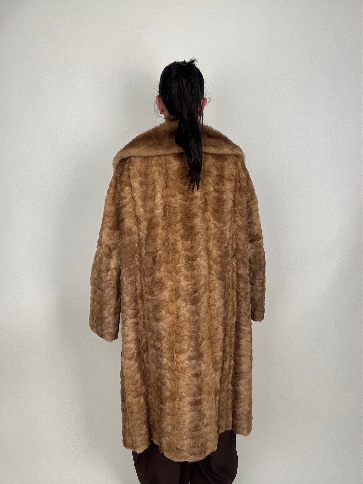 Cappotto in visone N614
