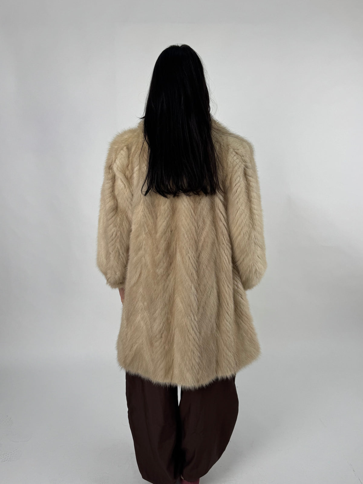 Cappotto in visone N752