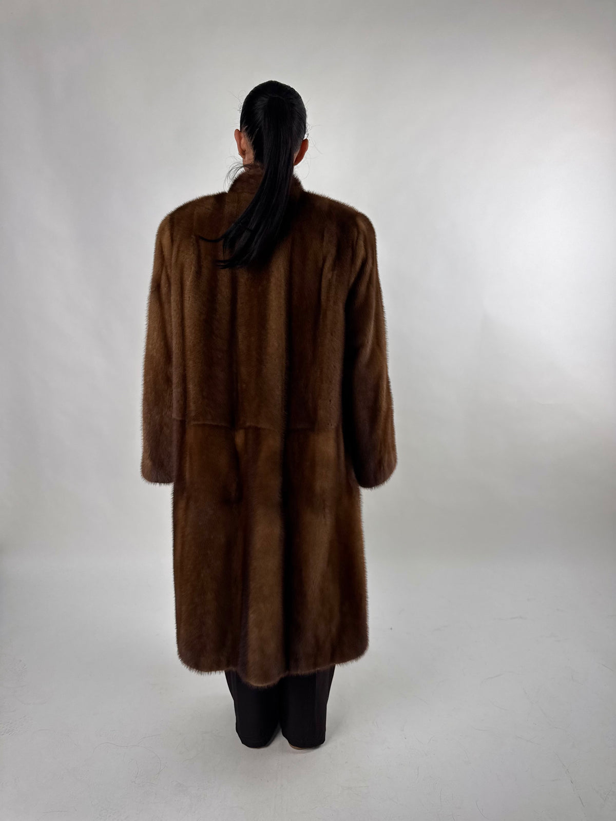 Cappotto in visone N759