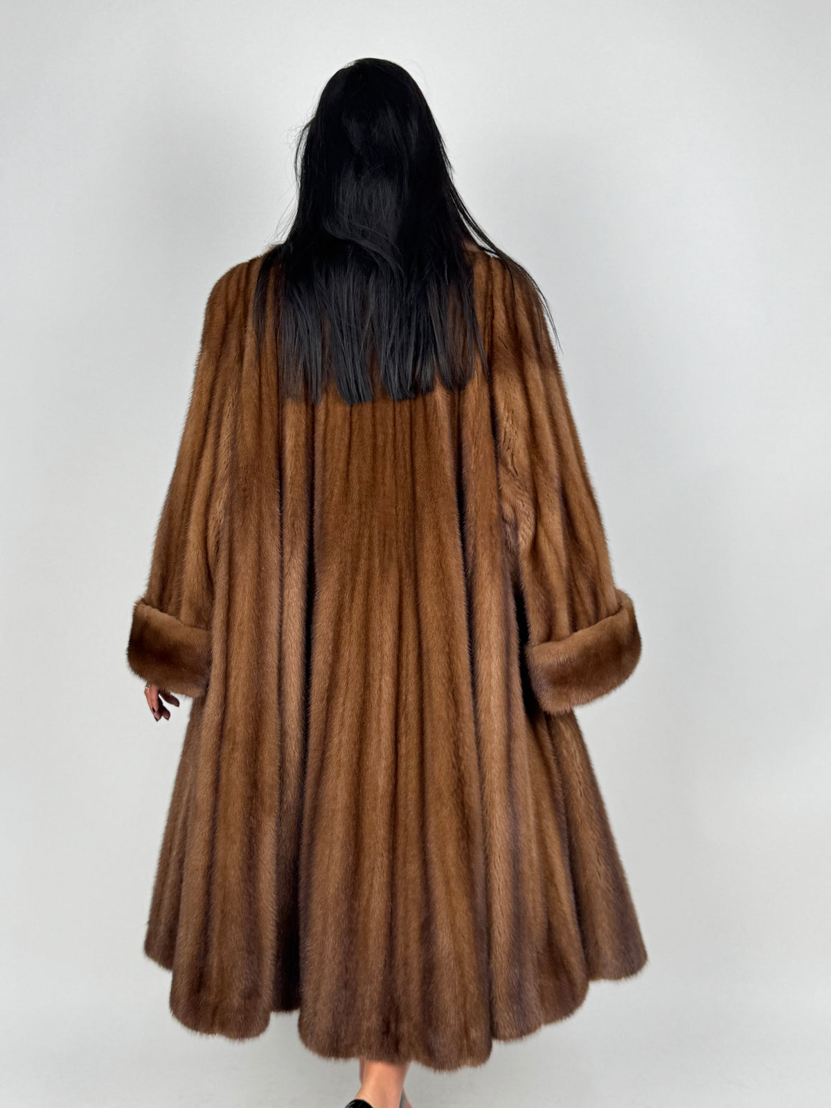 Cappotto in visone N698