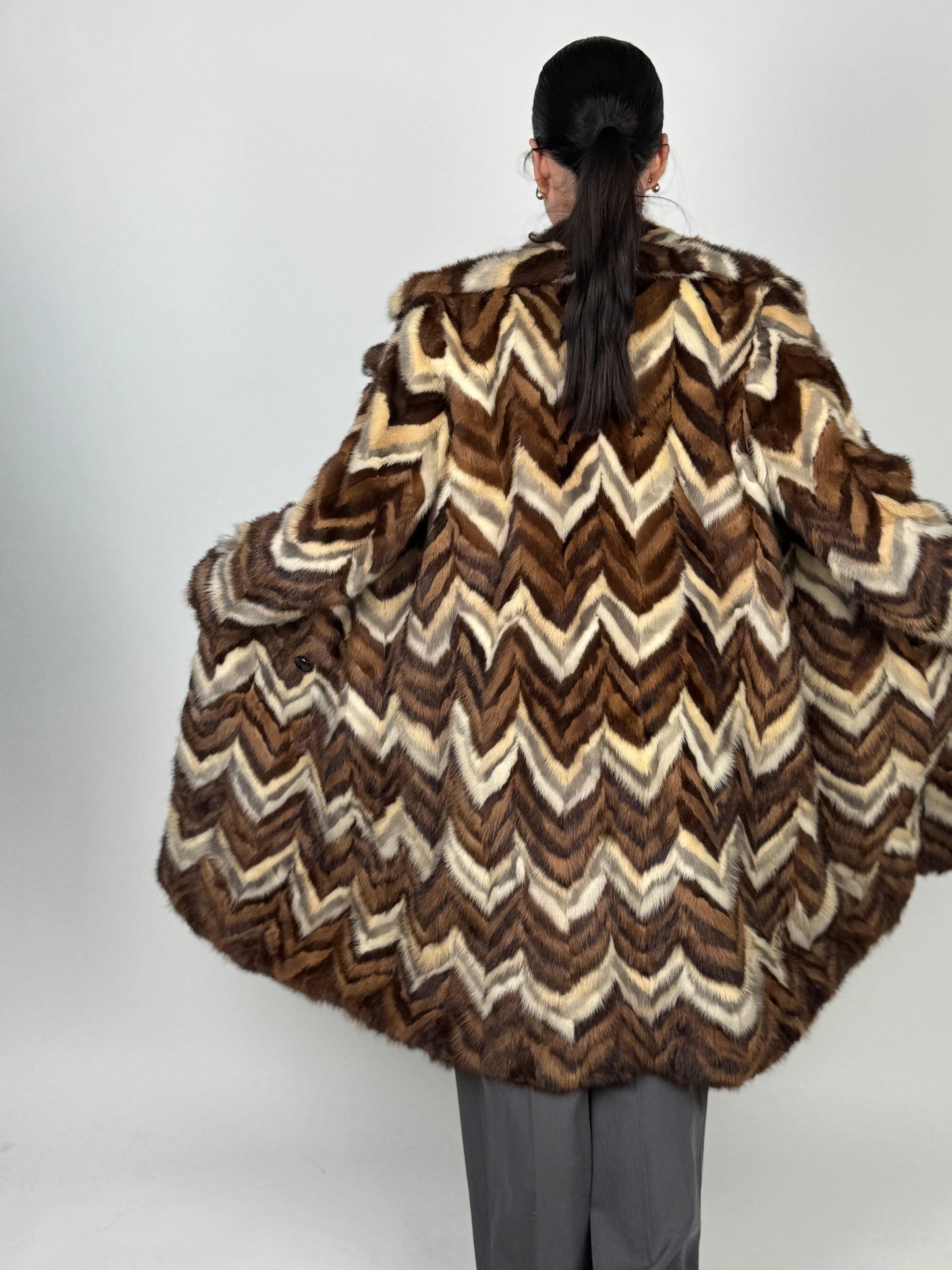Cappotto in visone N643