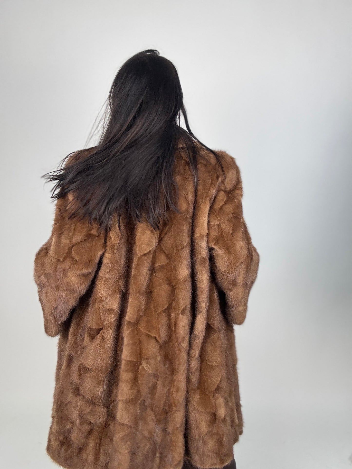 Cappotto in visone N645