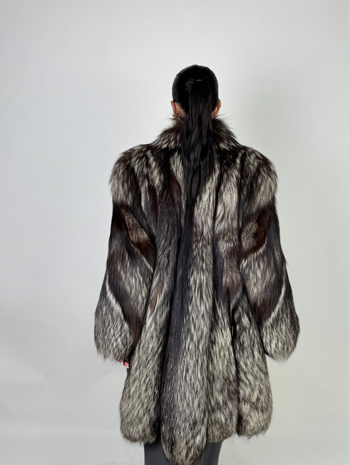 Giacca in volpe argentata N474