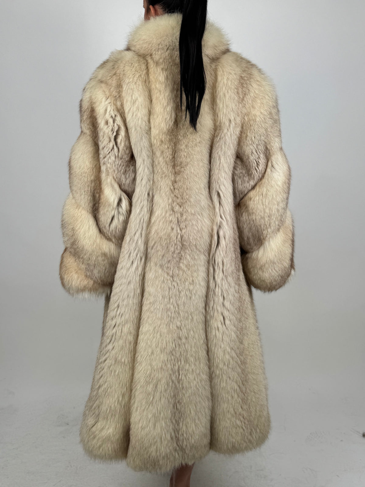 Cappotto in volpe della groenlandia N236