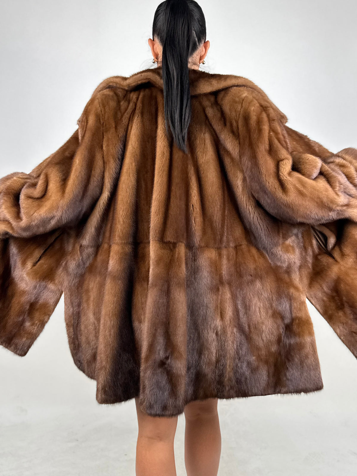 Cappotto in visone N724