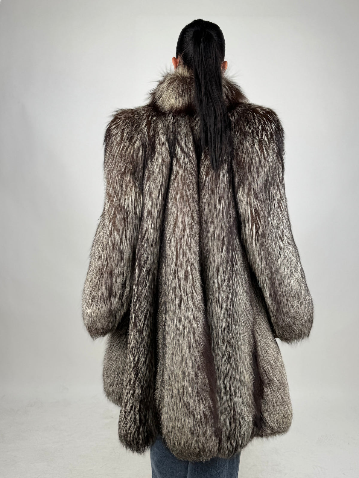 Cappotto in volpe argentata N239