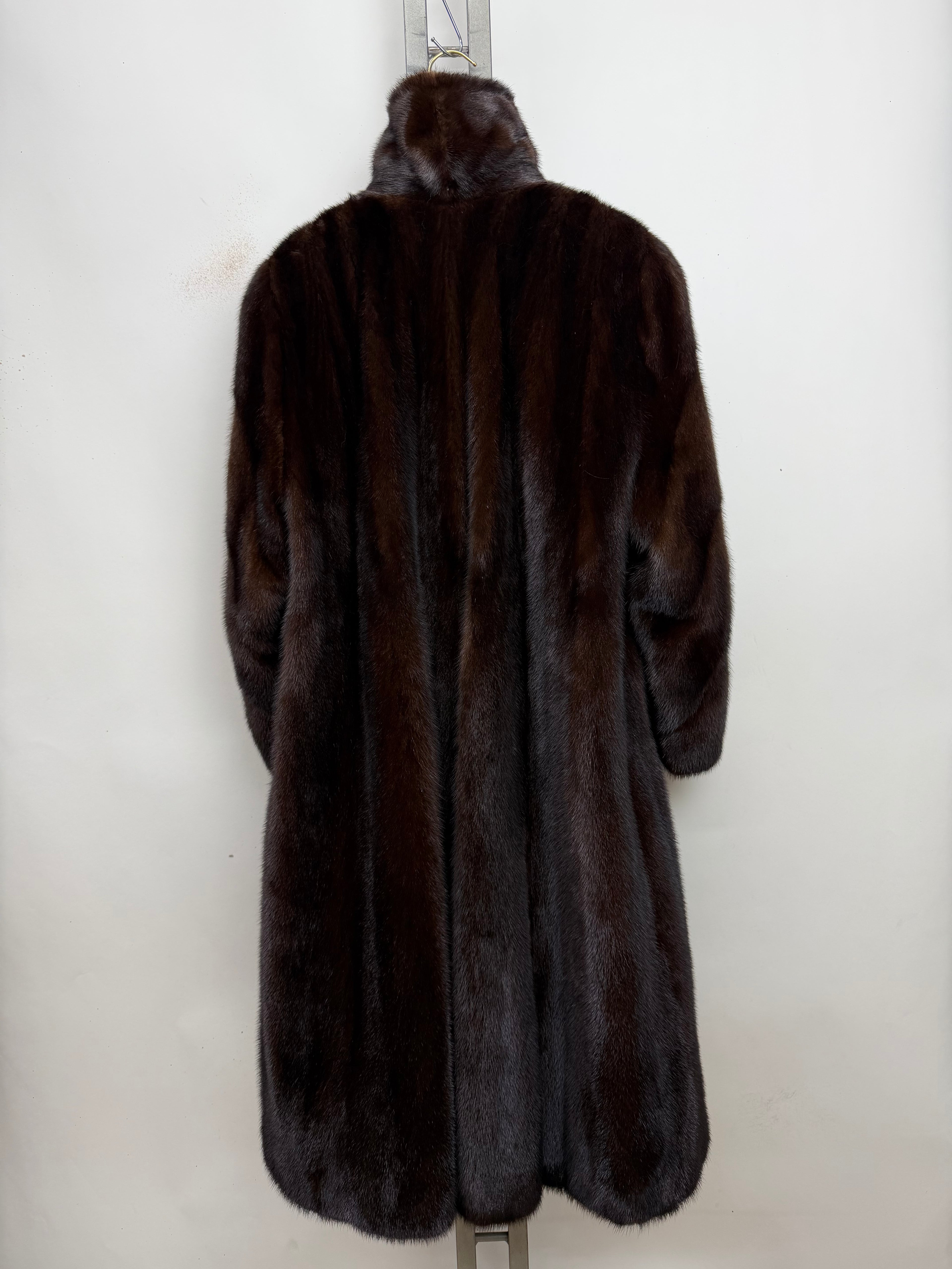 Cappotto in visone N652