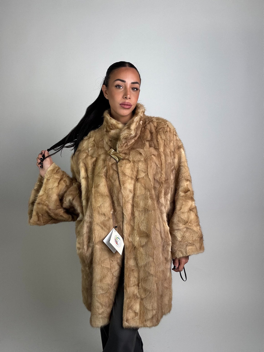 Cappotto in visone N353