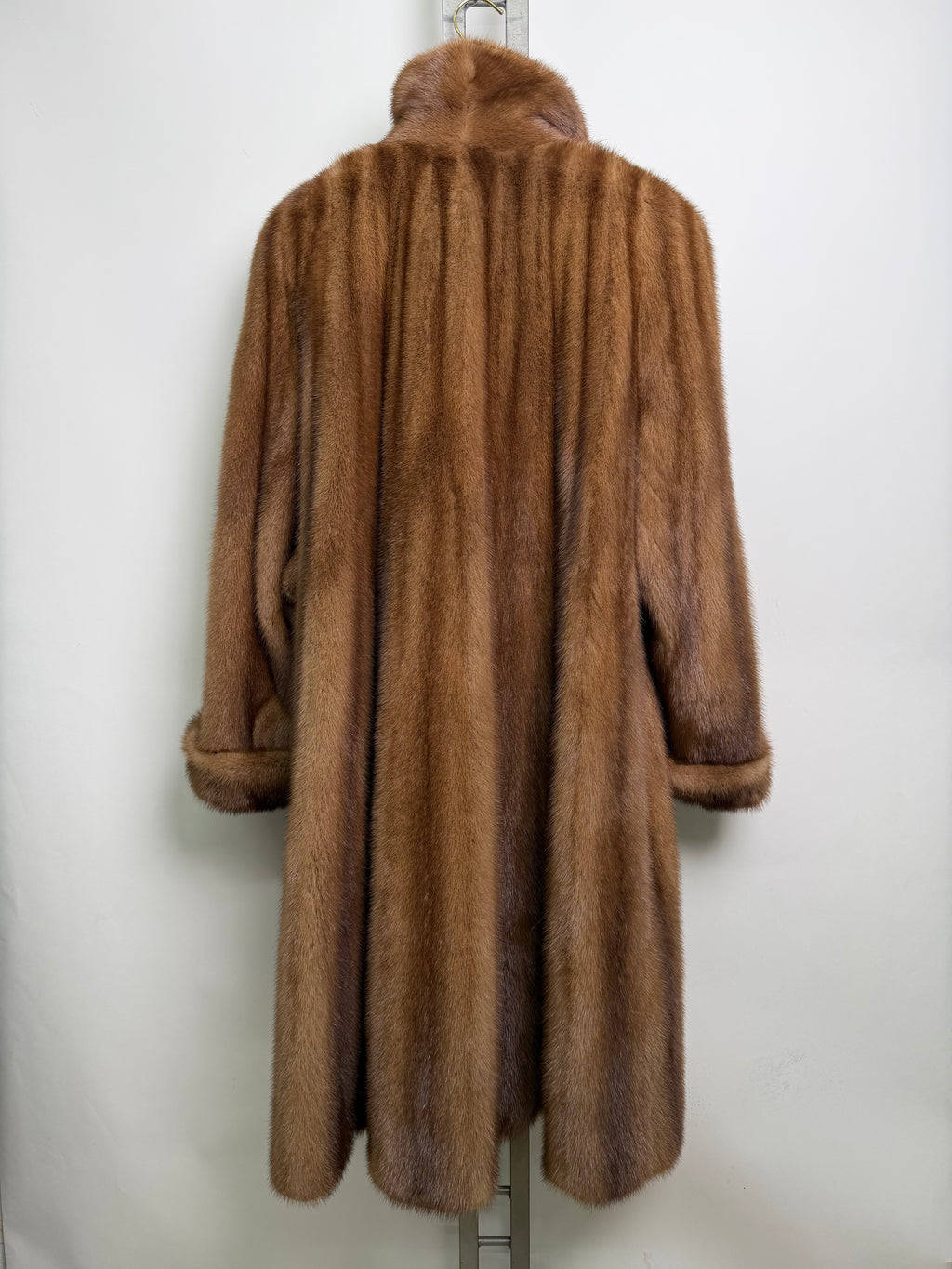 Cappotto in visone N389