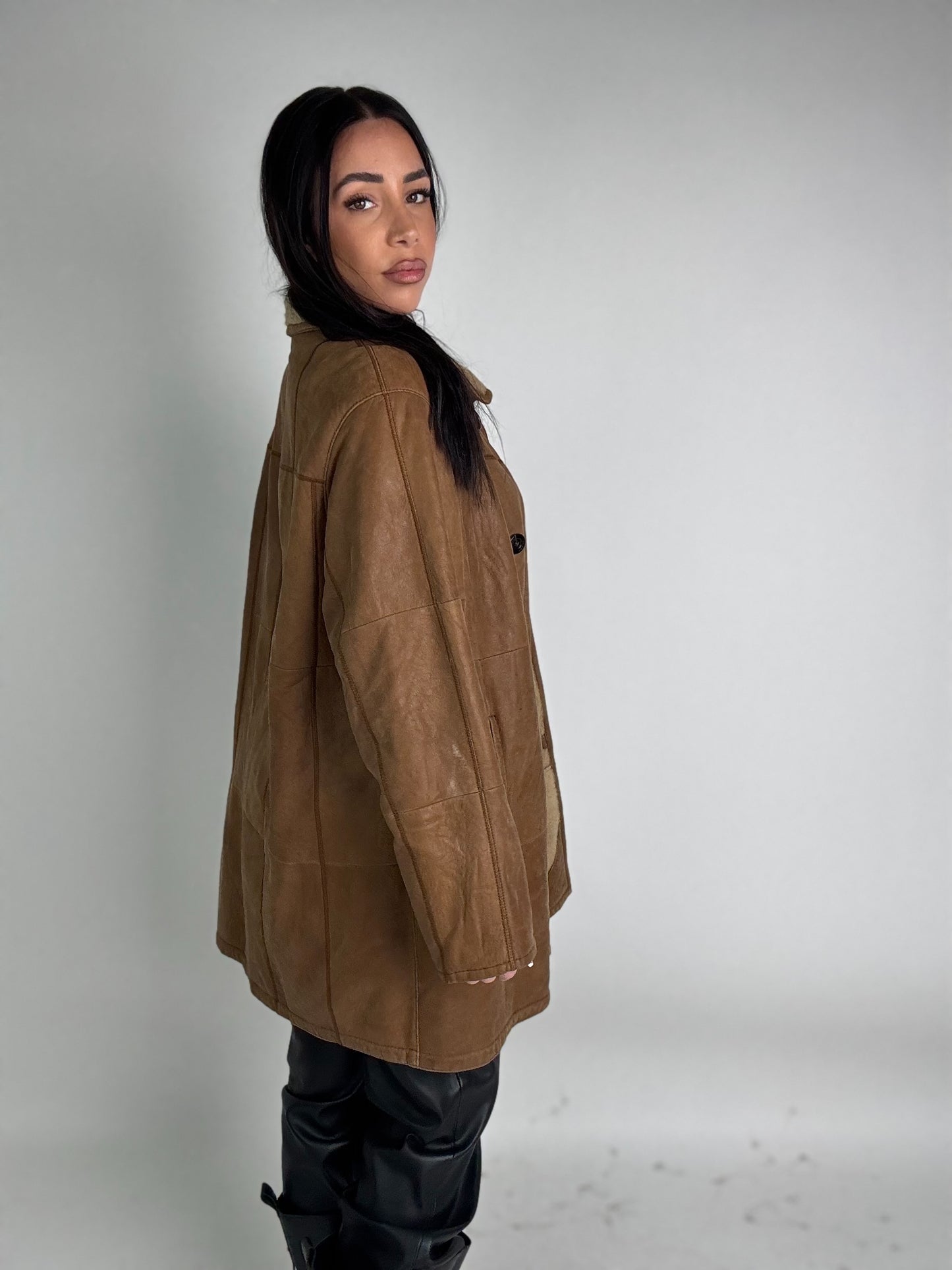 Shearling coat N212