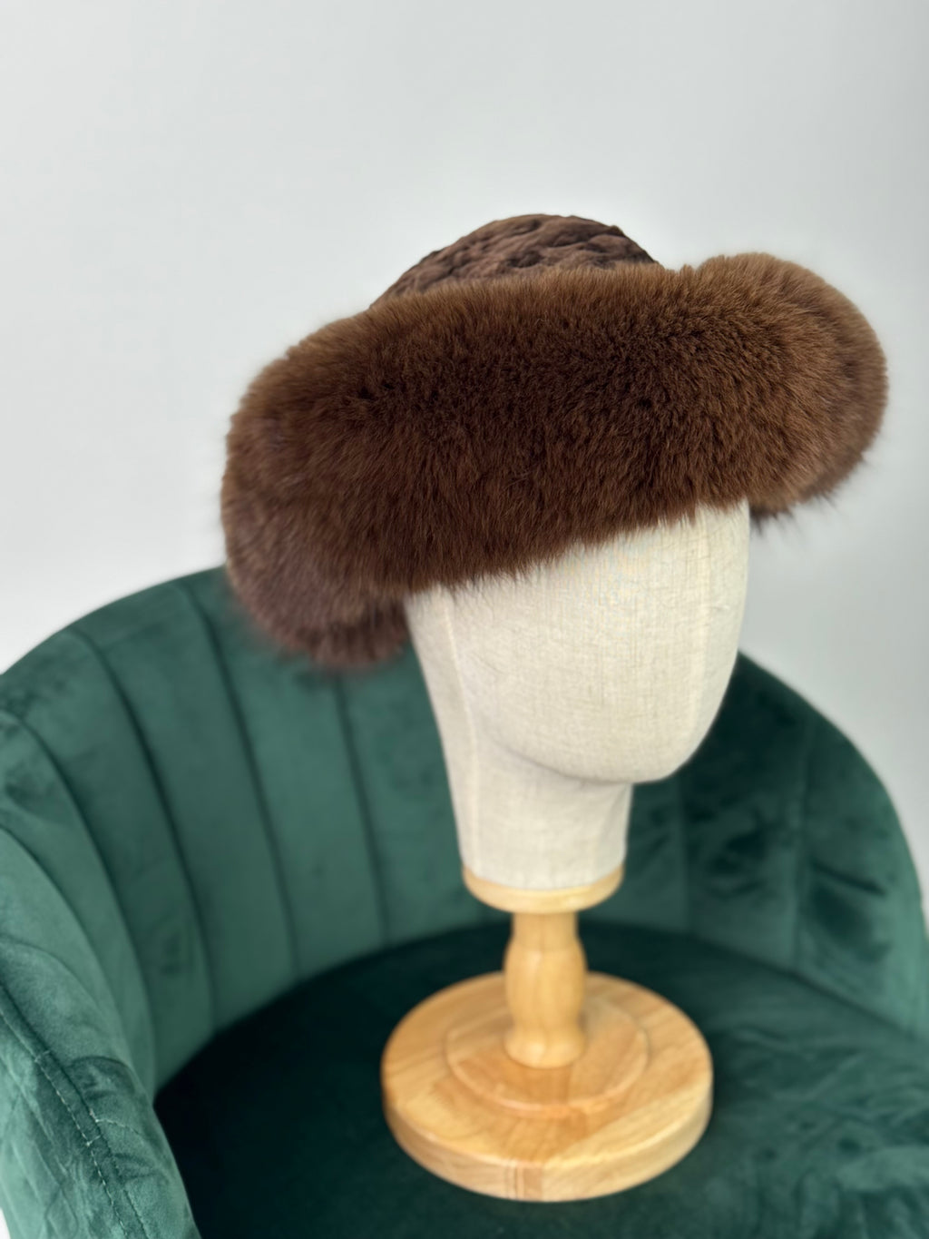 Cappello in volpe e astrakan N86