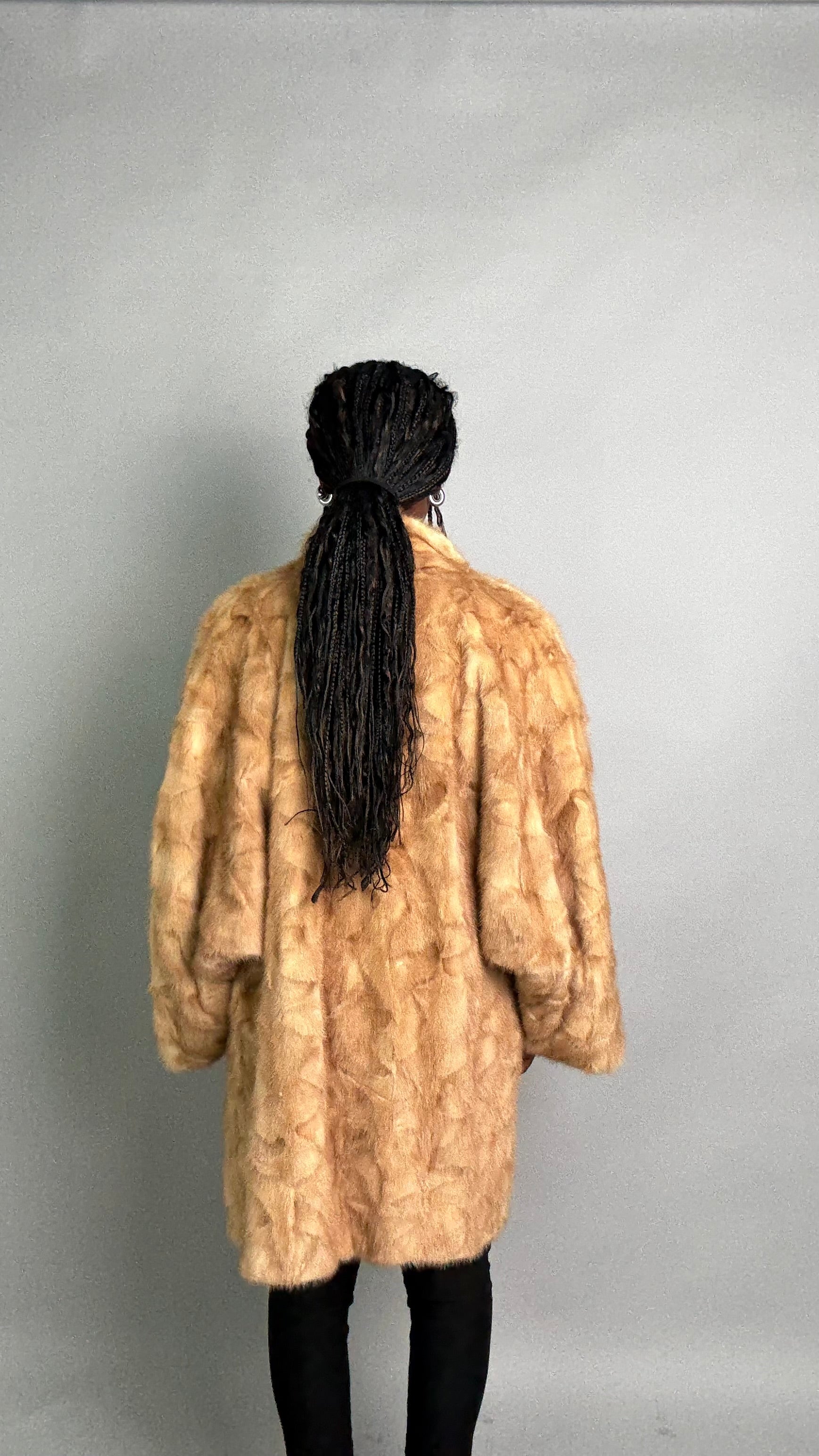 Cappotto in visone N353