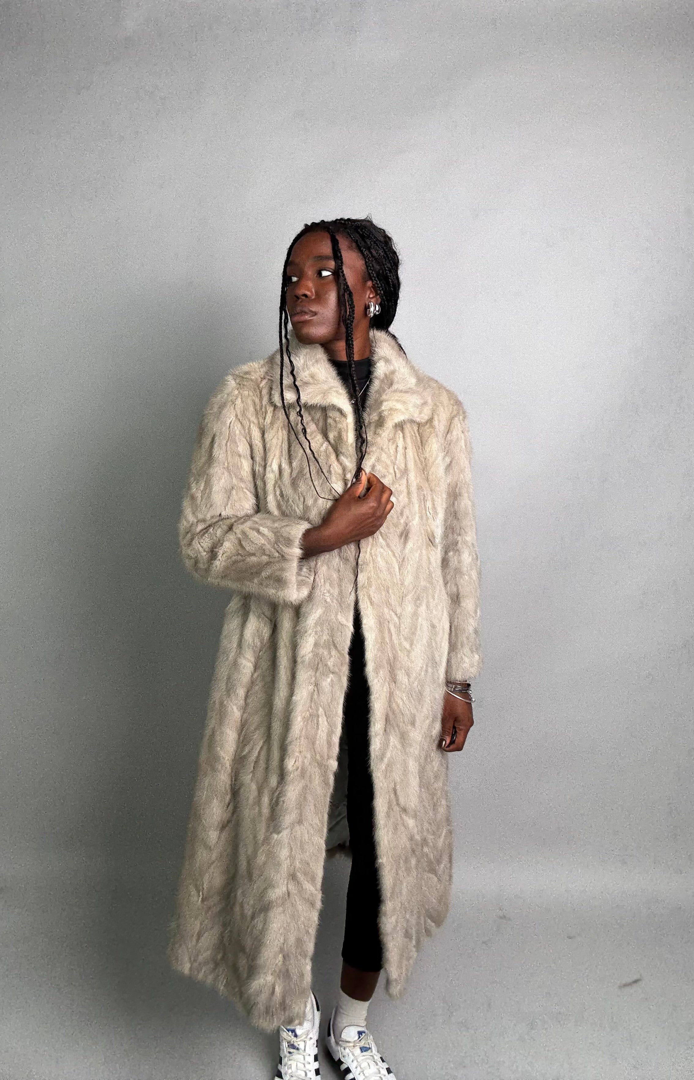 Cappotto in visone N355