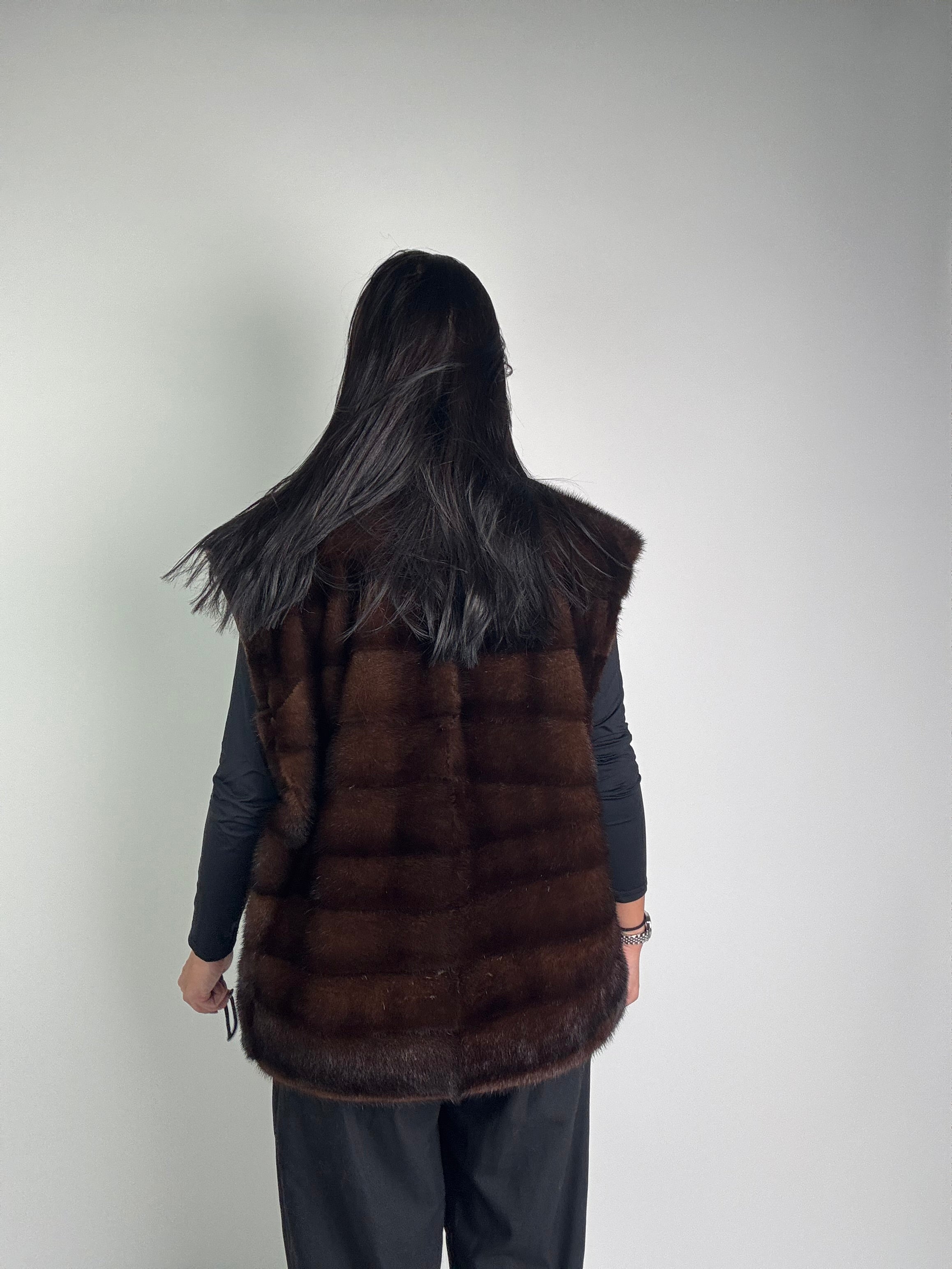 Smanicato in visone N208