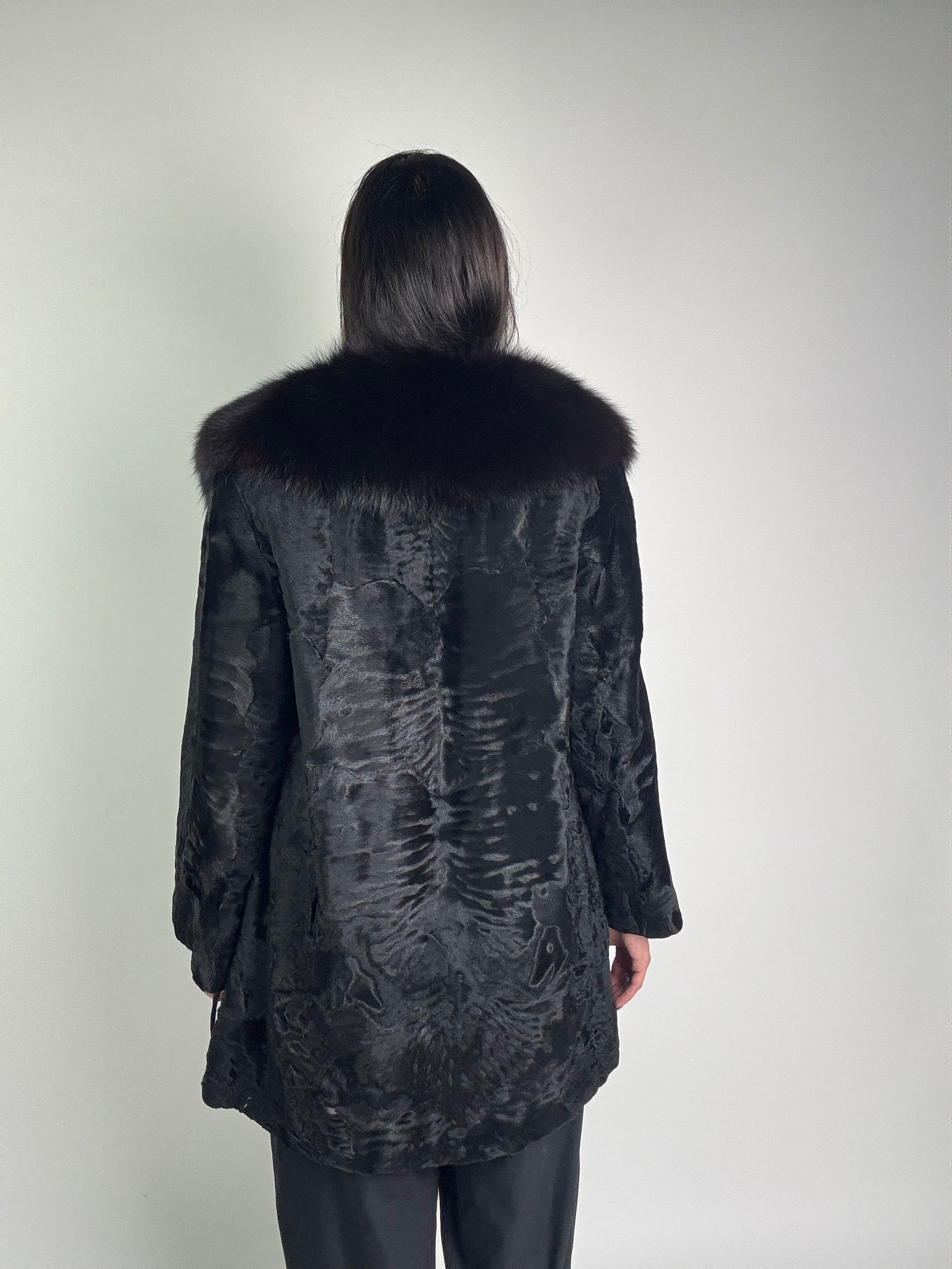 Giacca in astrakan e volpe N21