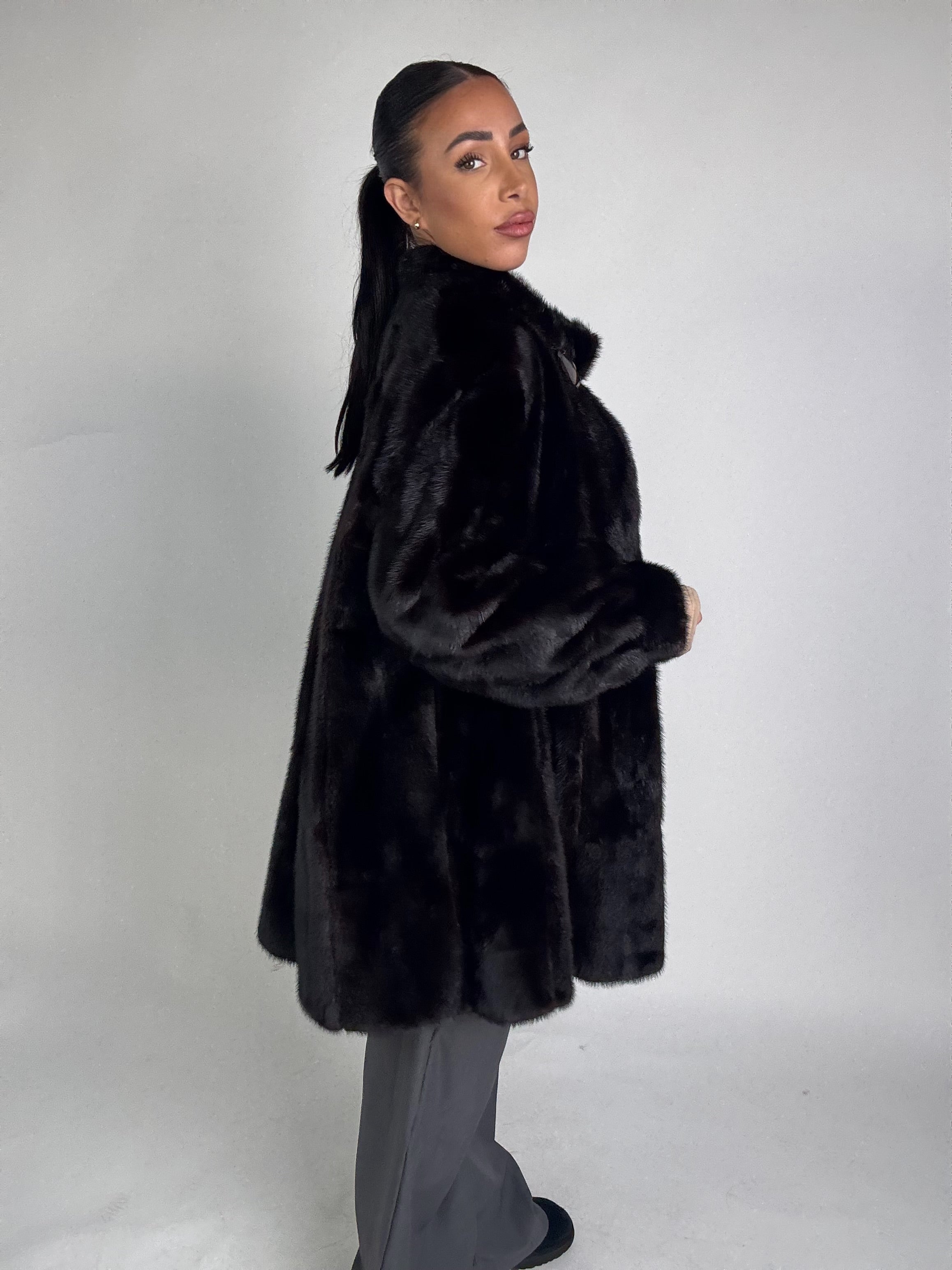Cappotto in visone N428