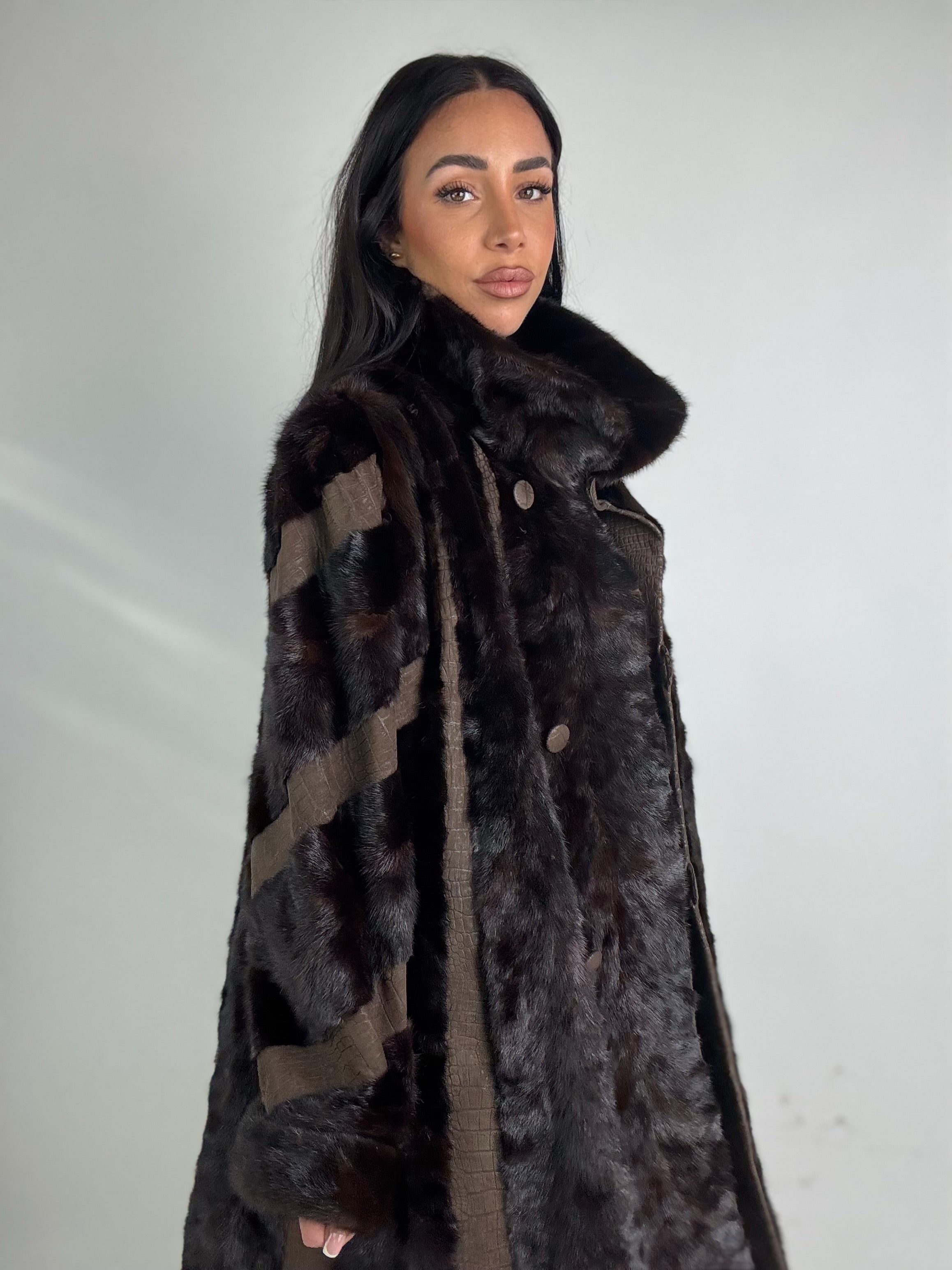 Cappotto in visone N489