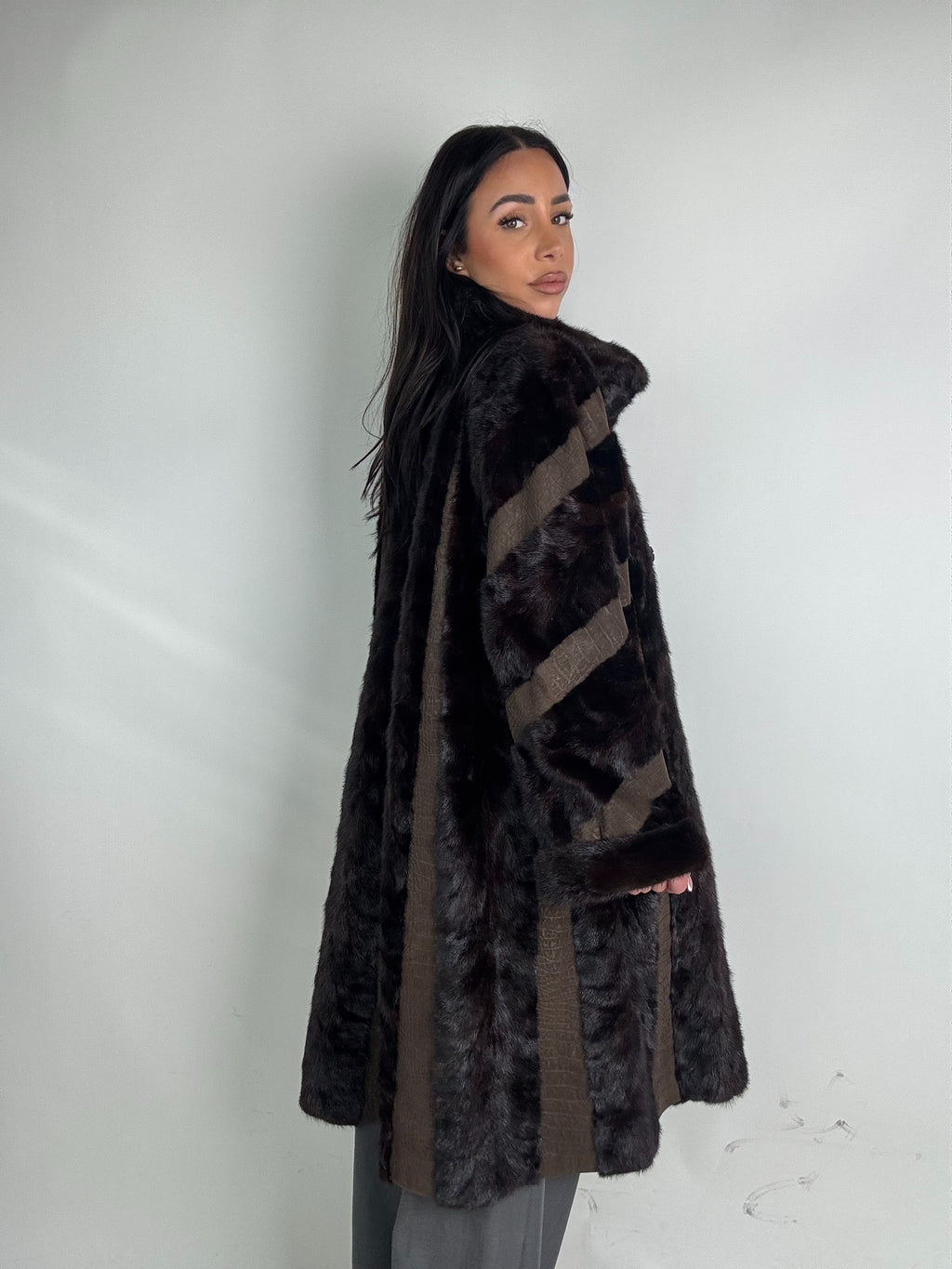 Cappotto in visone N489