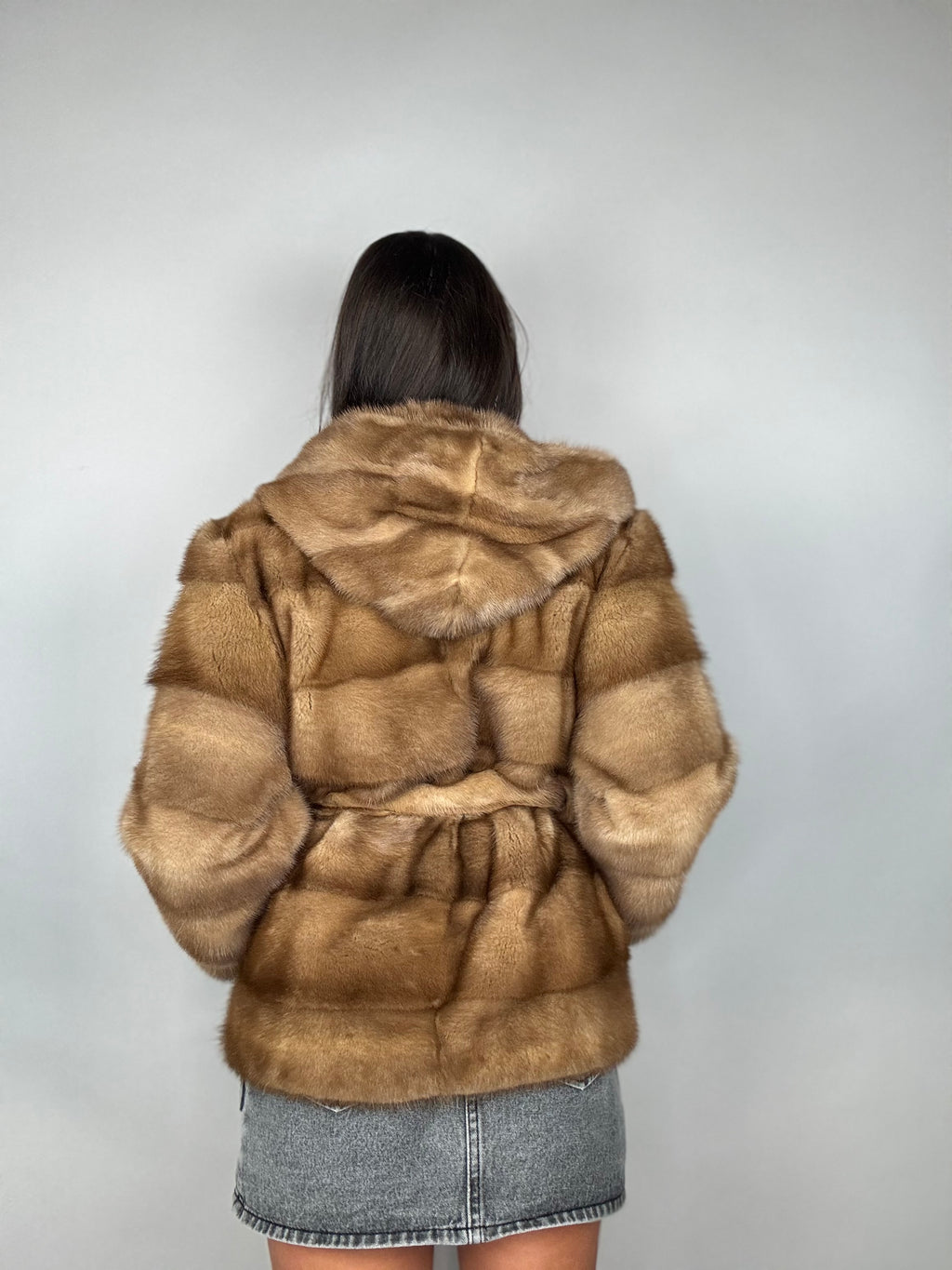 Giacca in visone cintura e cappuccio