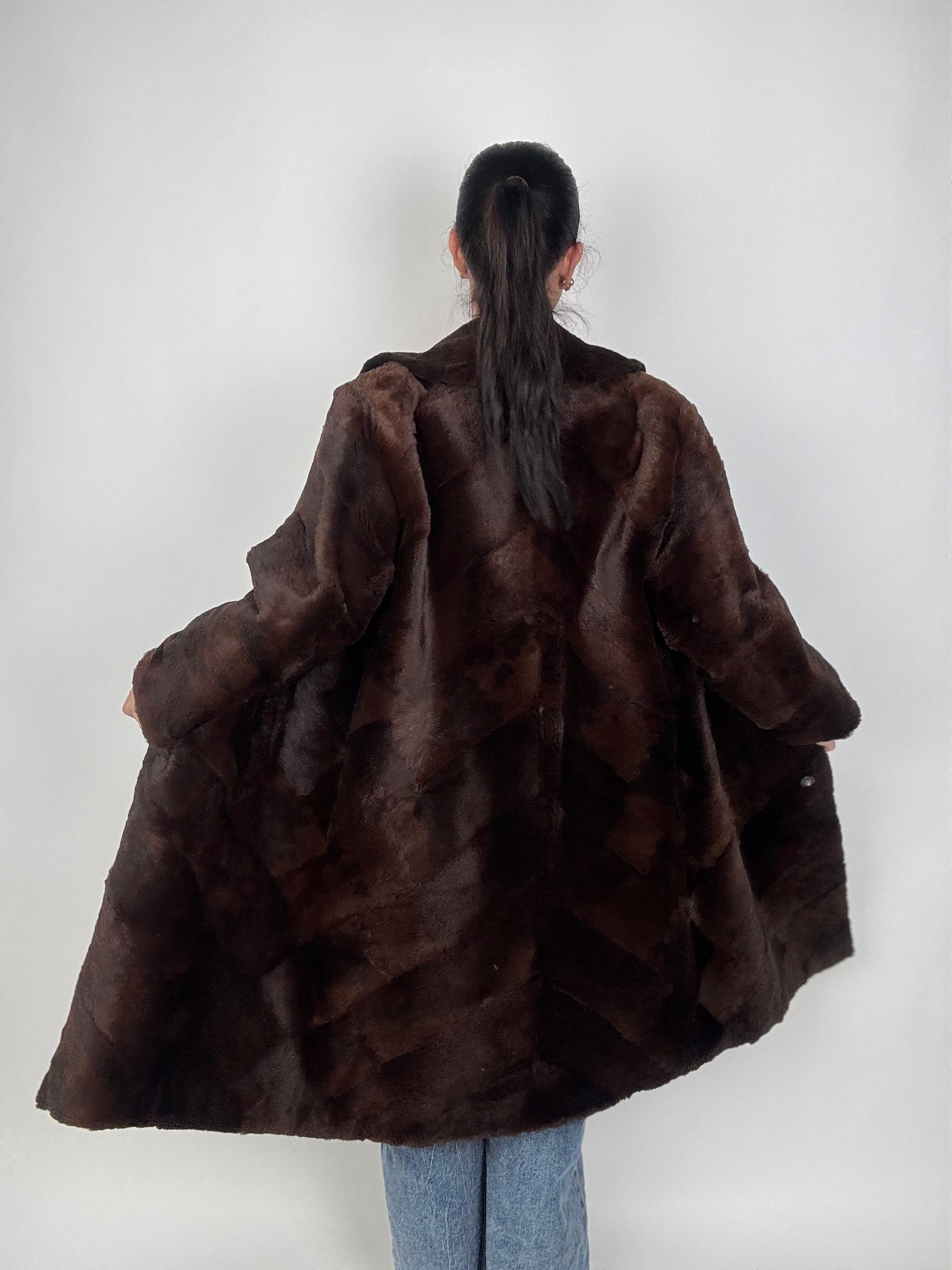 Cappotto in castoro rasato N679