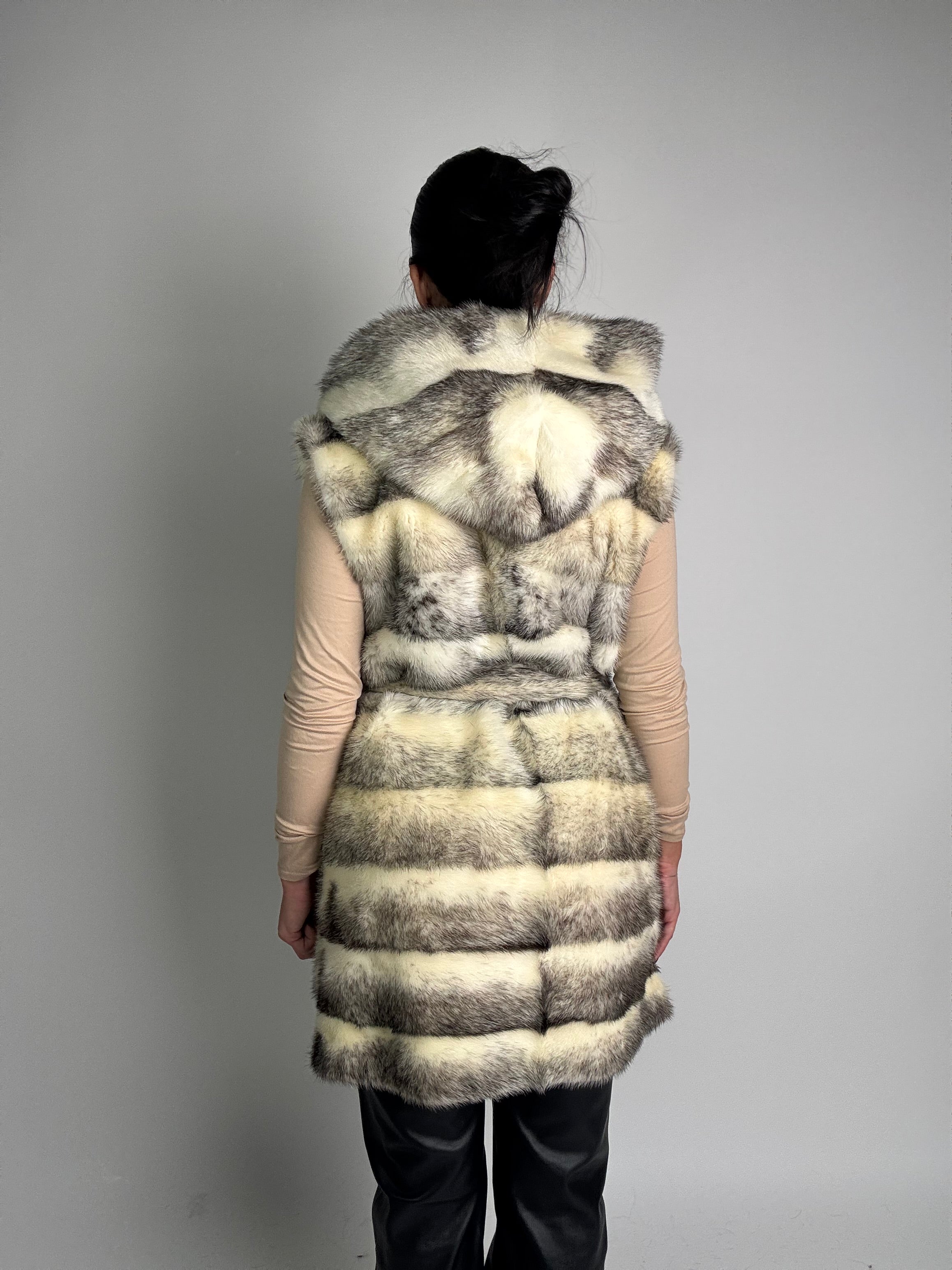 Smanicato in visone cintura e cappuccio N110