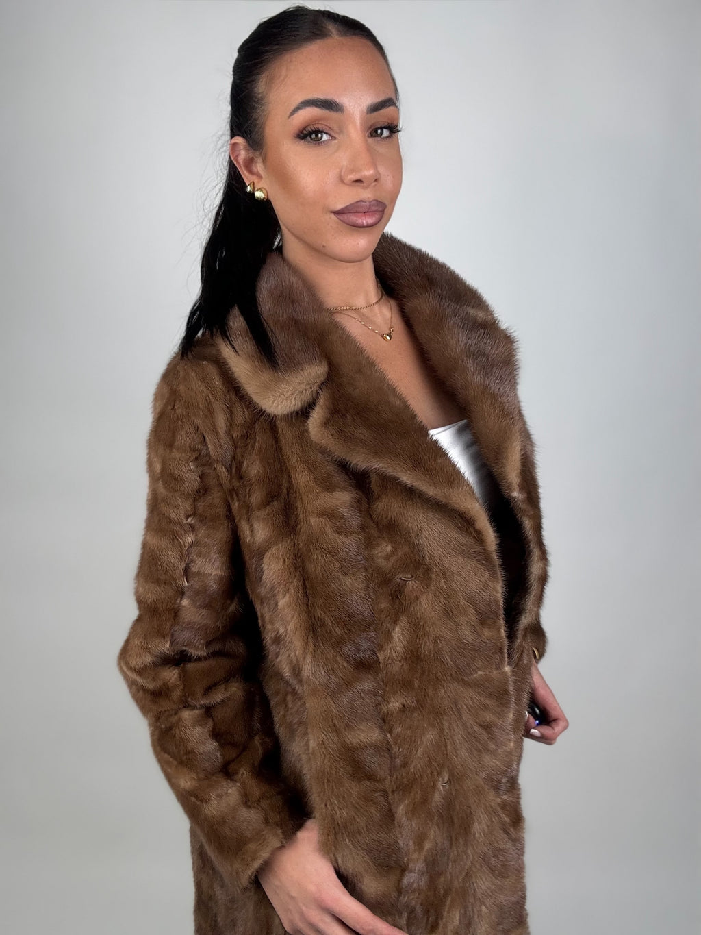 Cappotto in visone N659