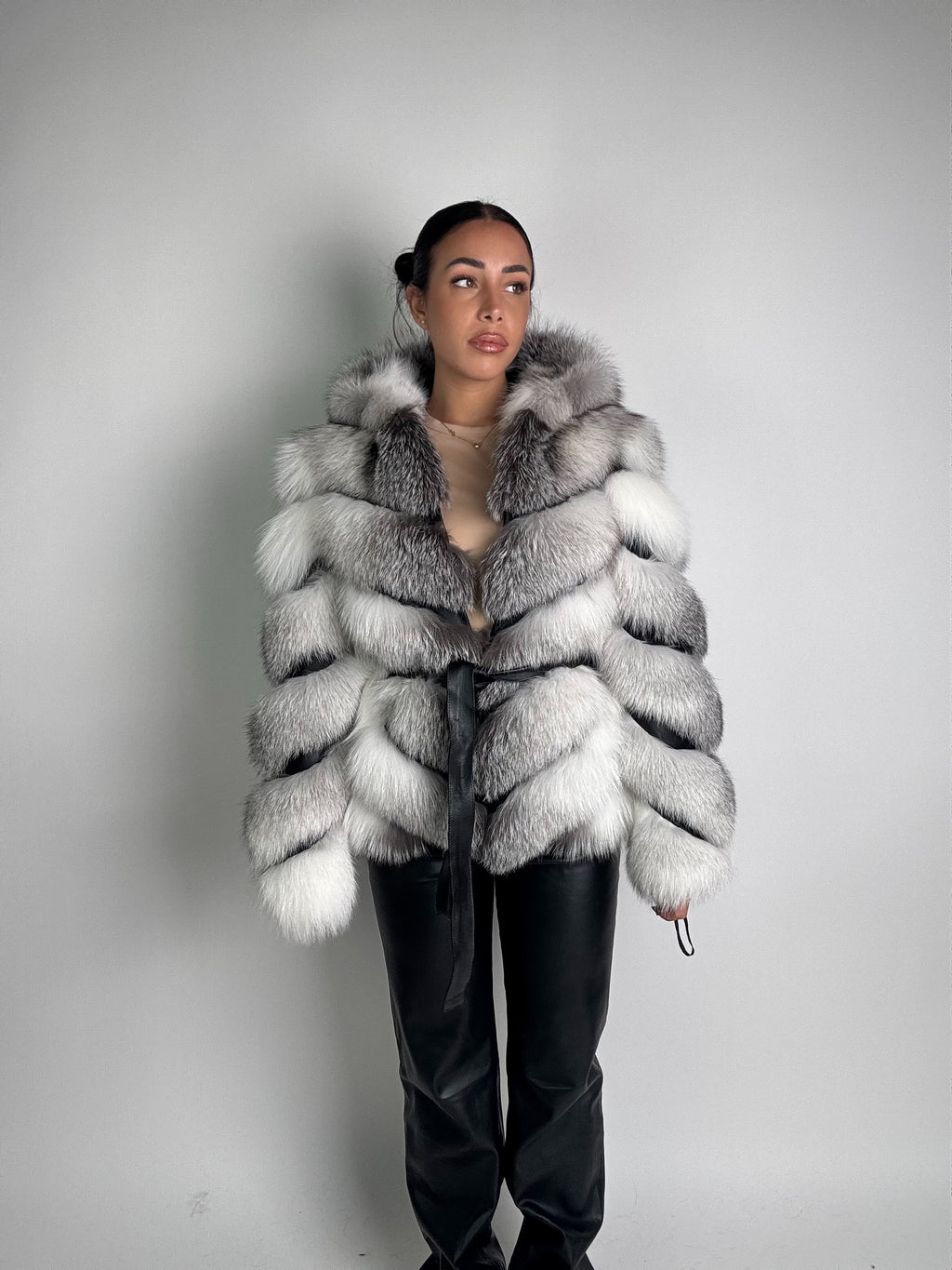 BonBon in volpe Shadow Frost