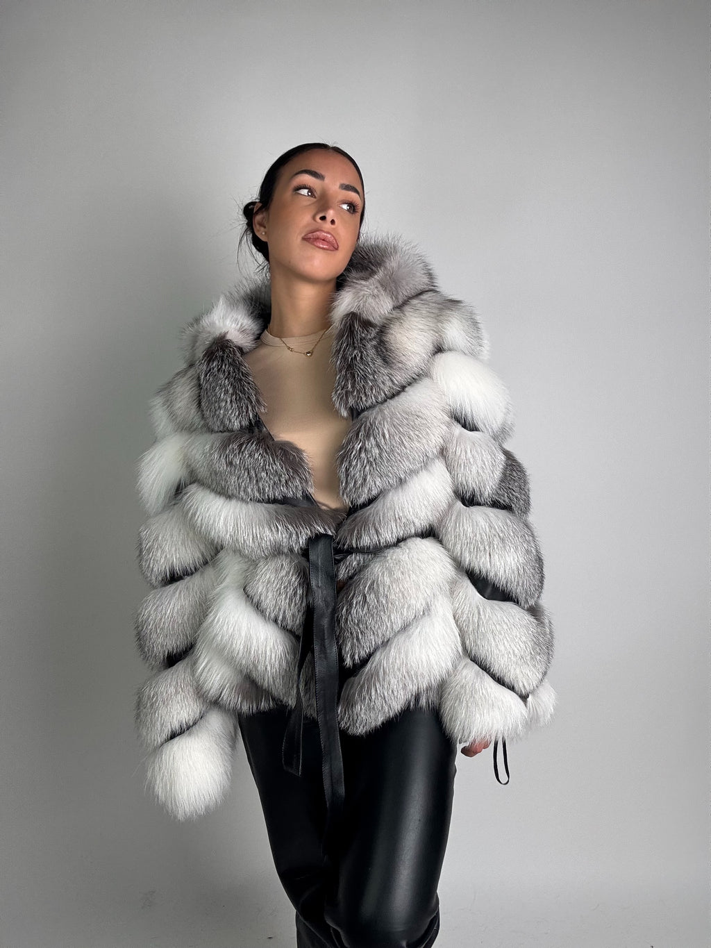 BonBon in volpe Shadow Frost