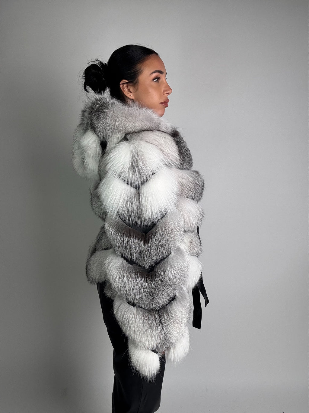 BonBon in volpe Shadow Frost