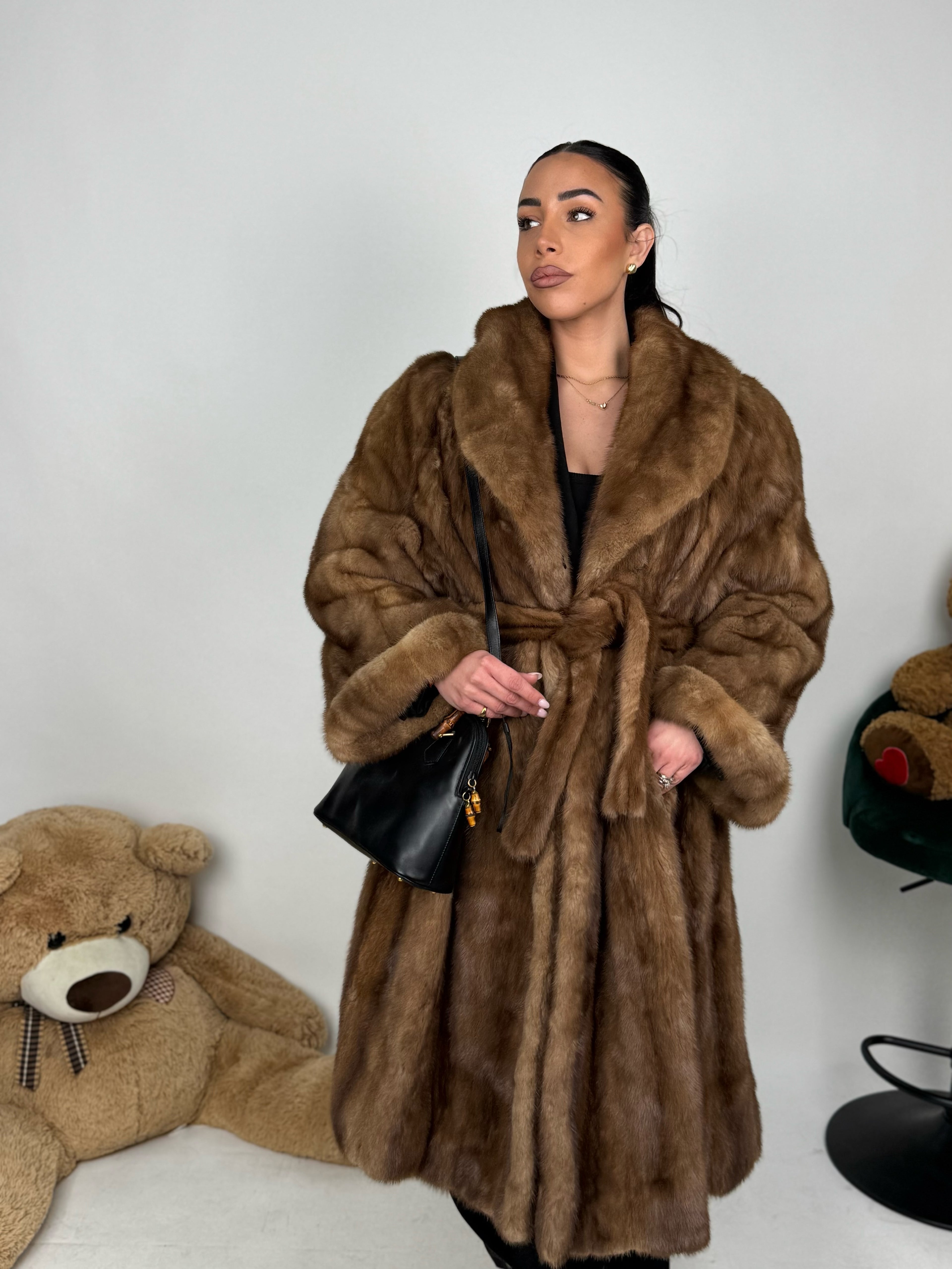 Cappotto in visone N601