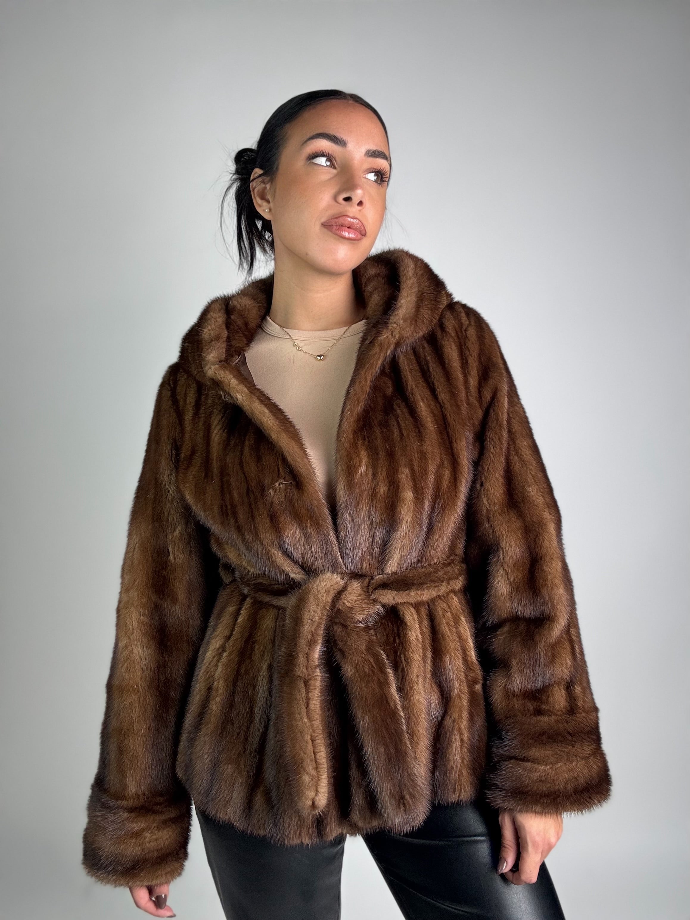 Giacca in visone cintura e cappuccio N112