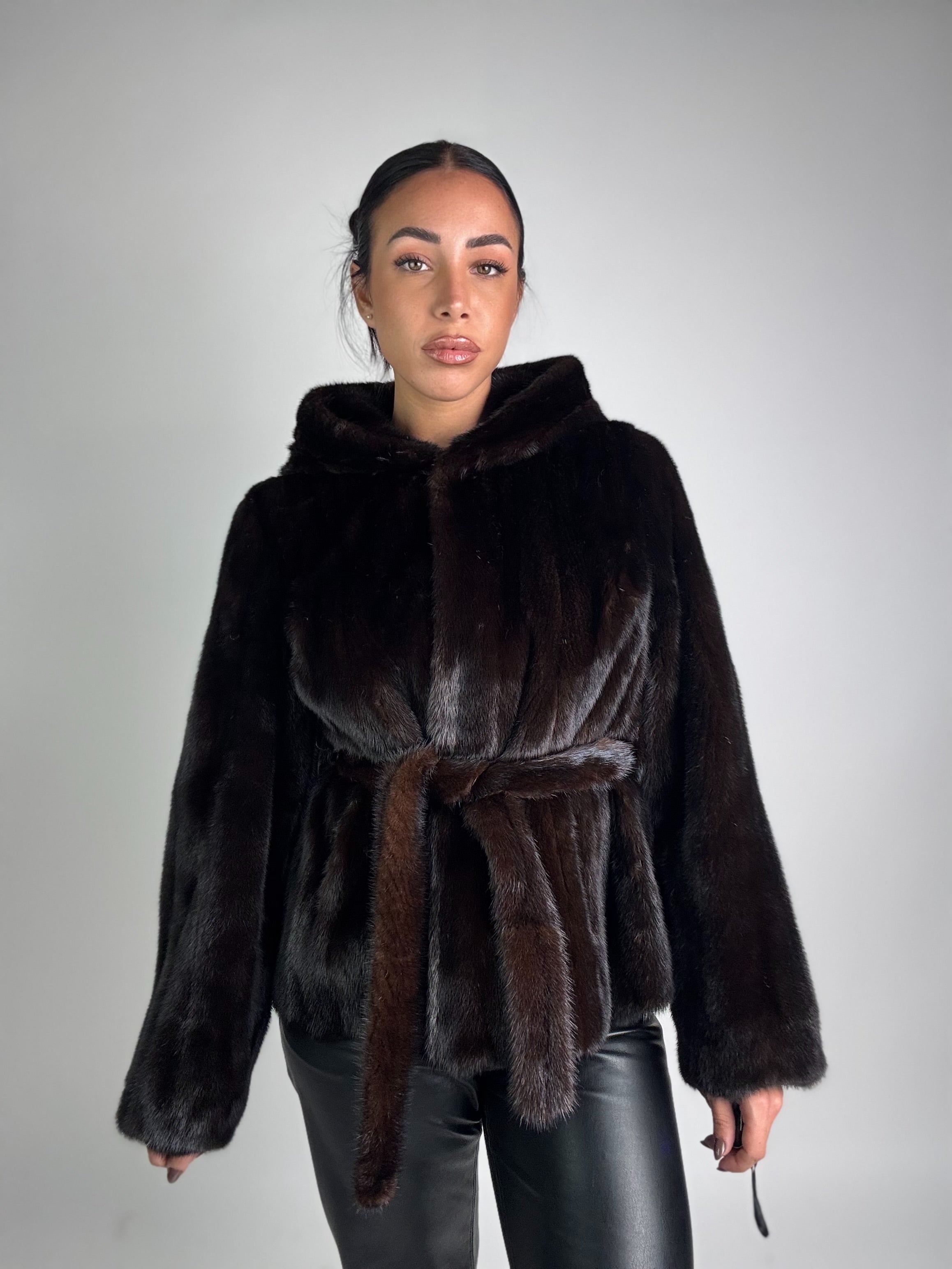 Giacca in visone cintura e cappuccio N113