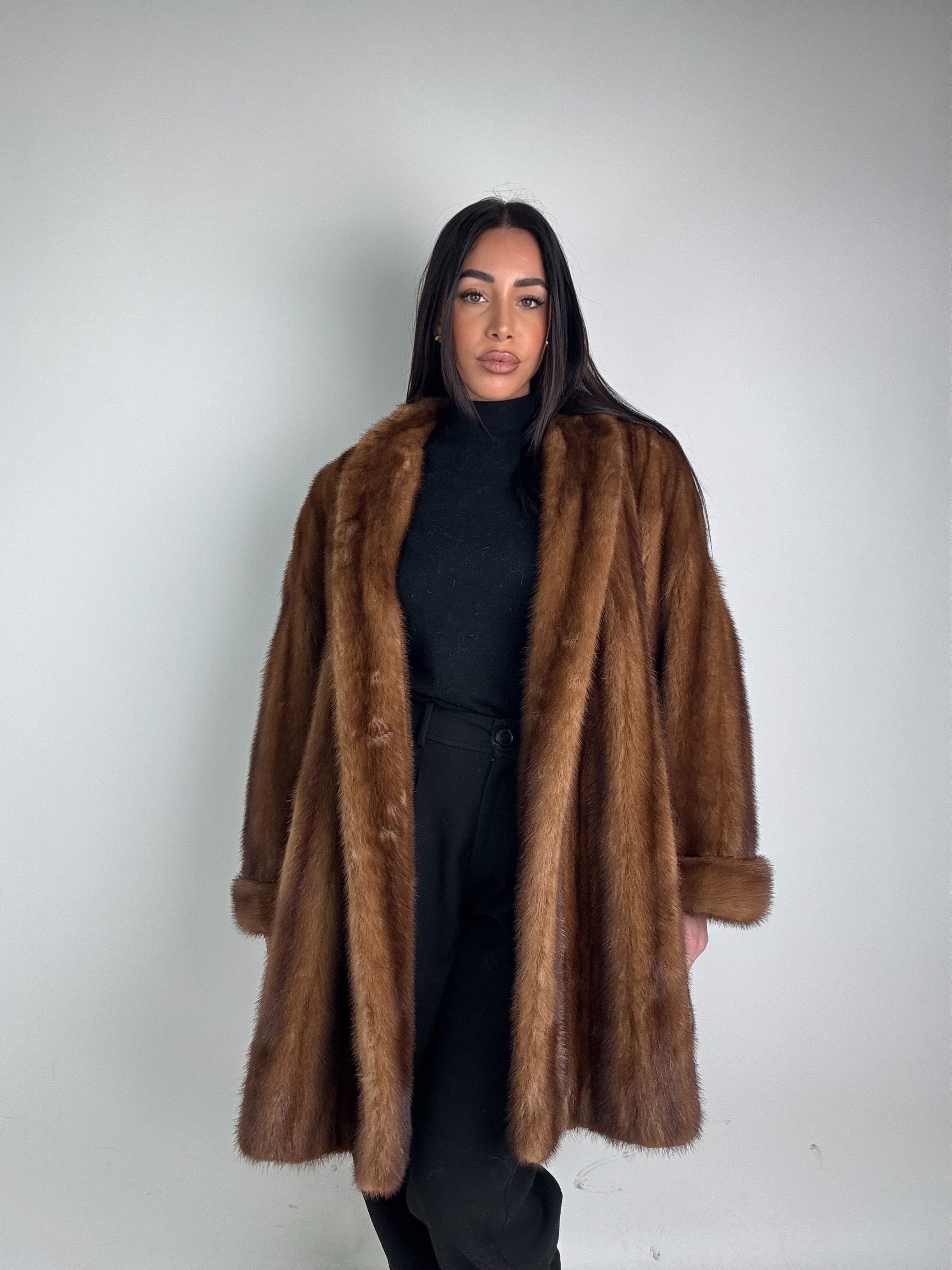 Cappotto in visone N491