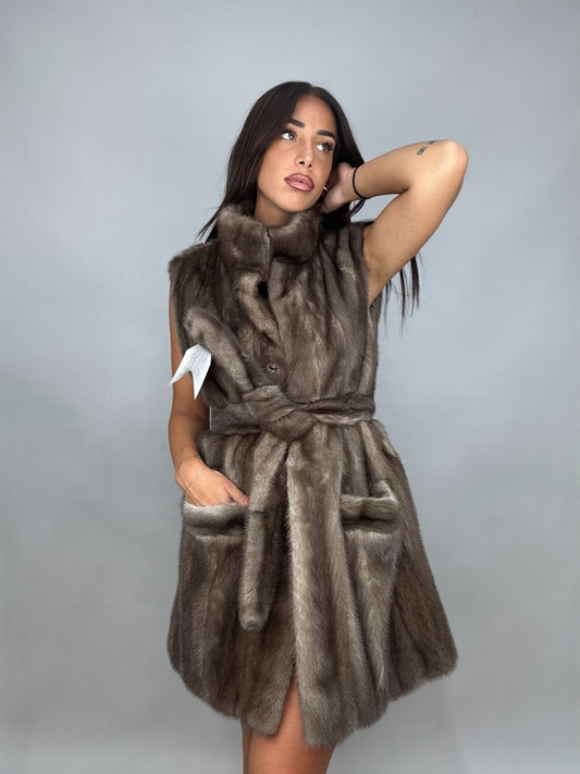 Mink sleeveless jacket