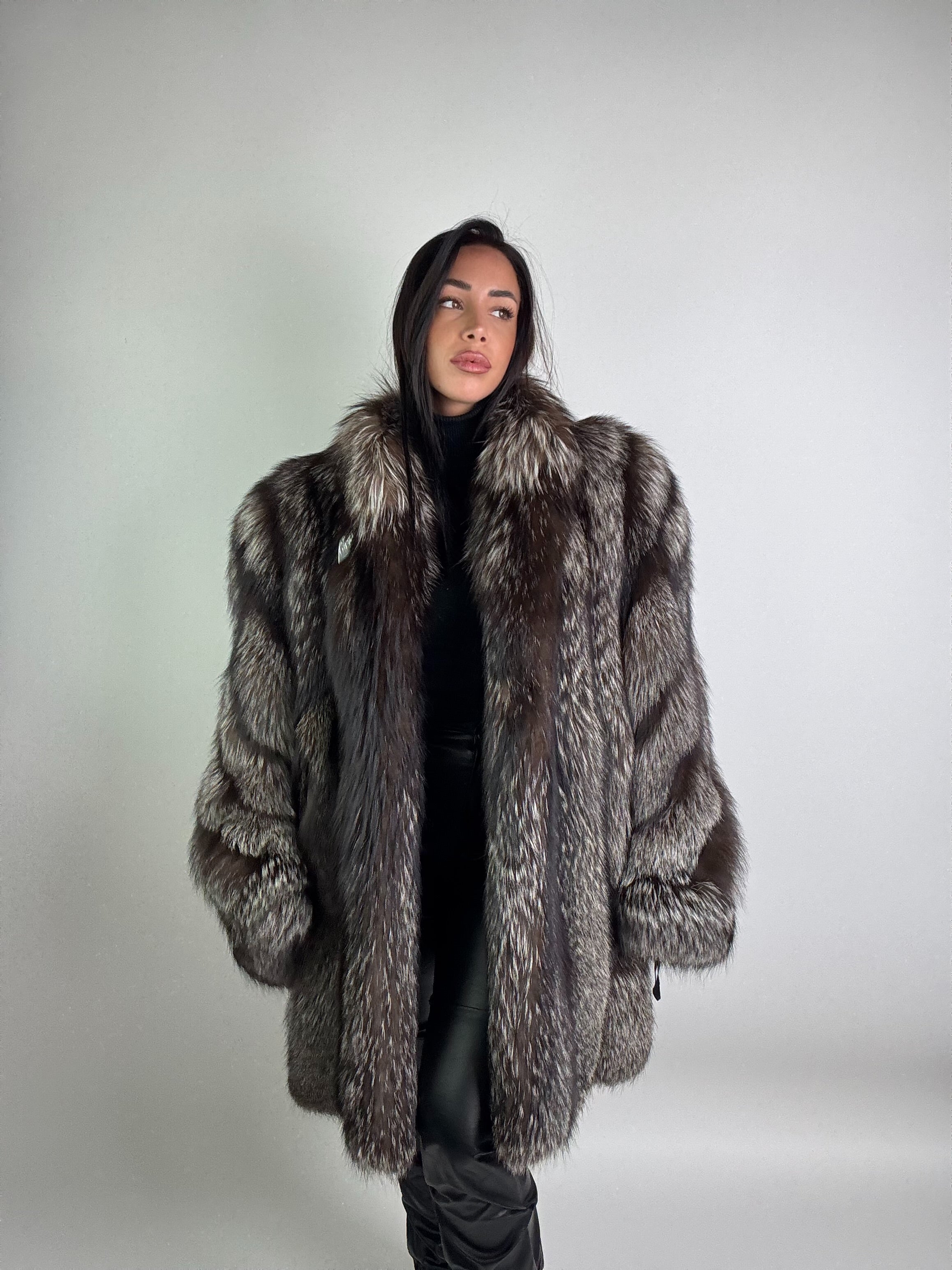 Giacca in volpe argentata N955