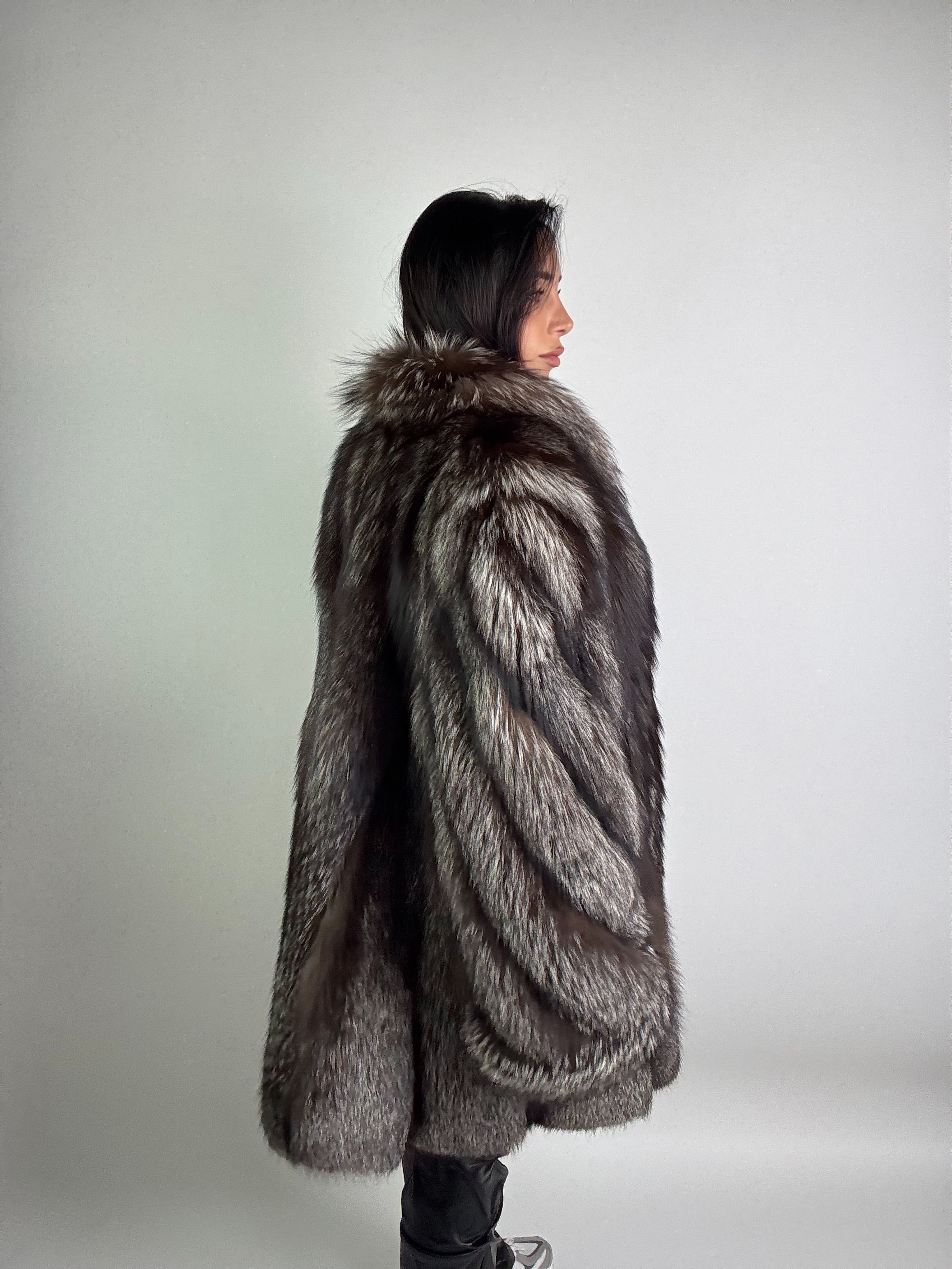 Giacca in volpe argentata N955