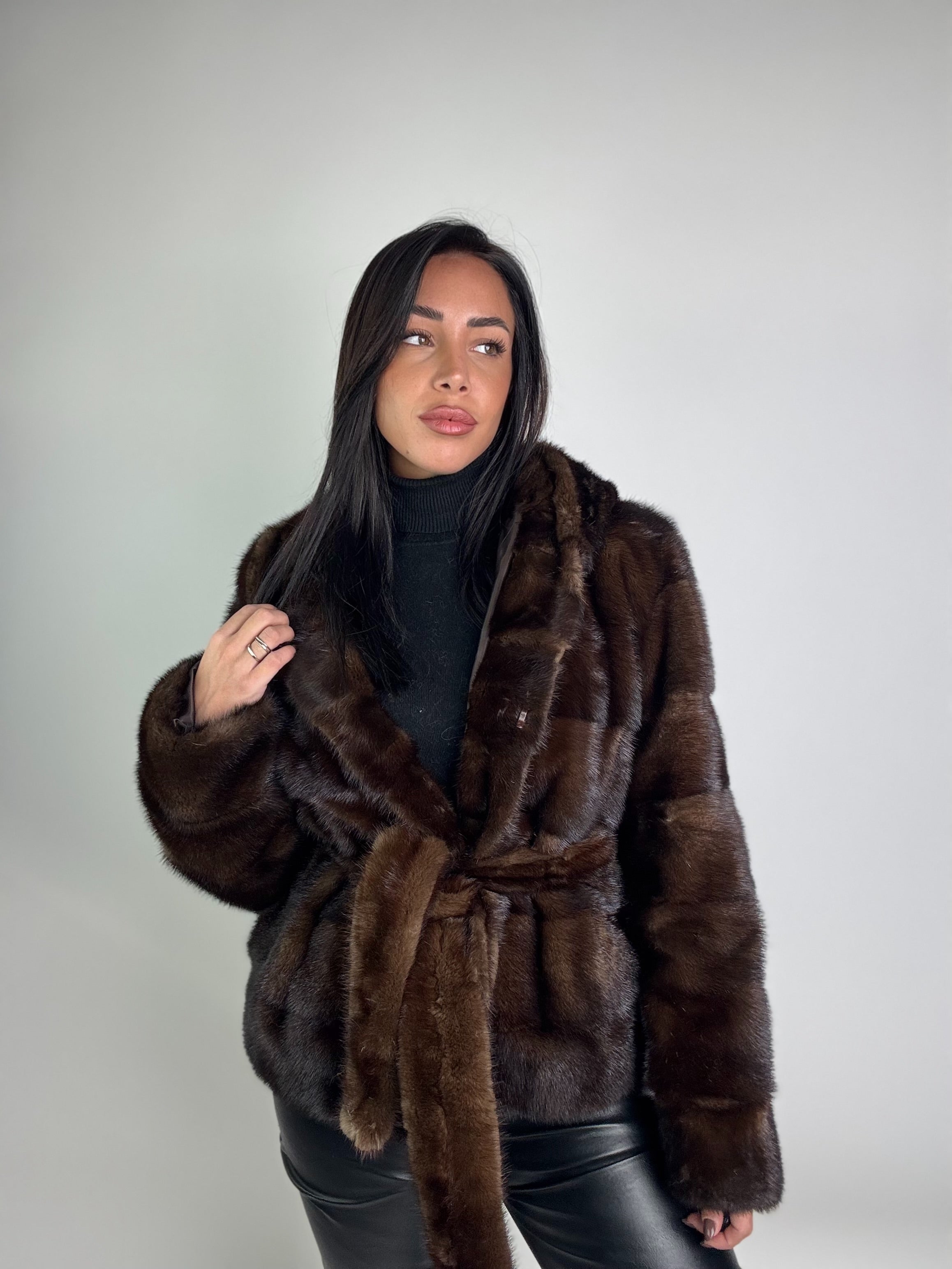 Giacca in visone cintura e cappuccio N115