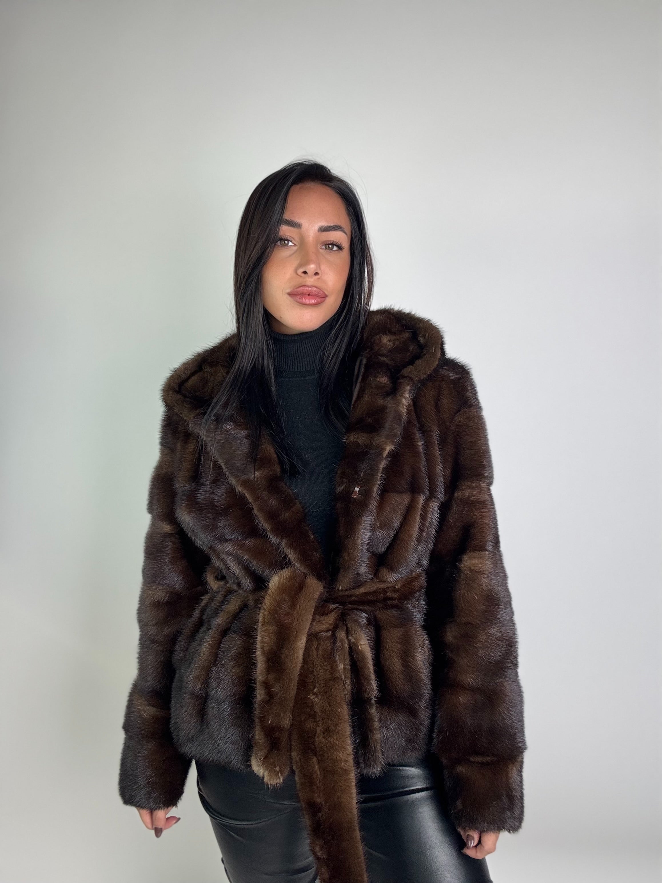 Giacca in visone cintura e cappuccio N115