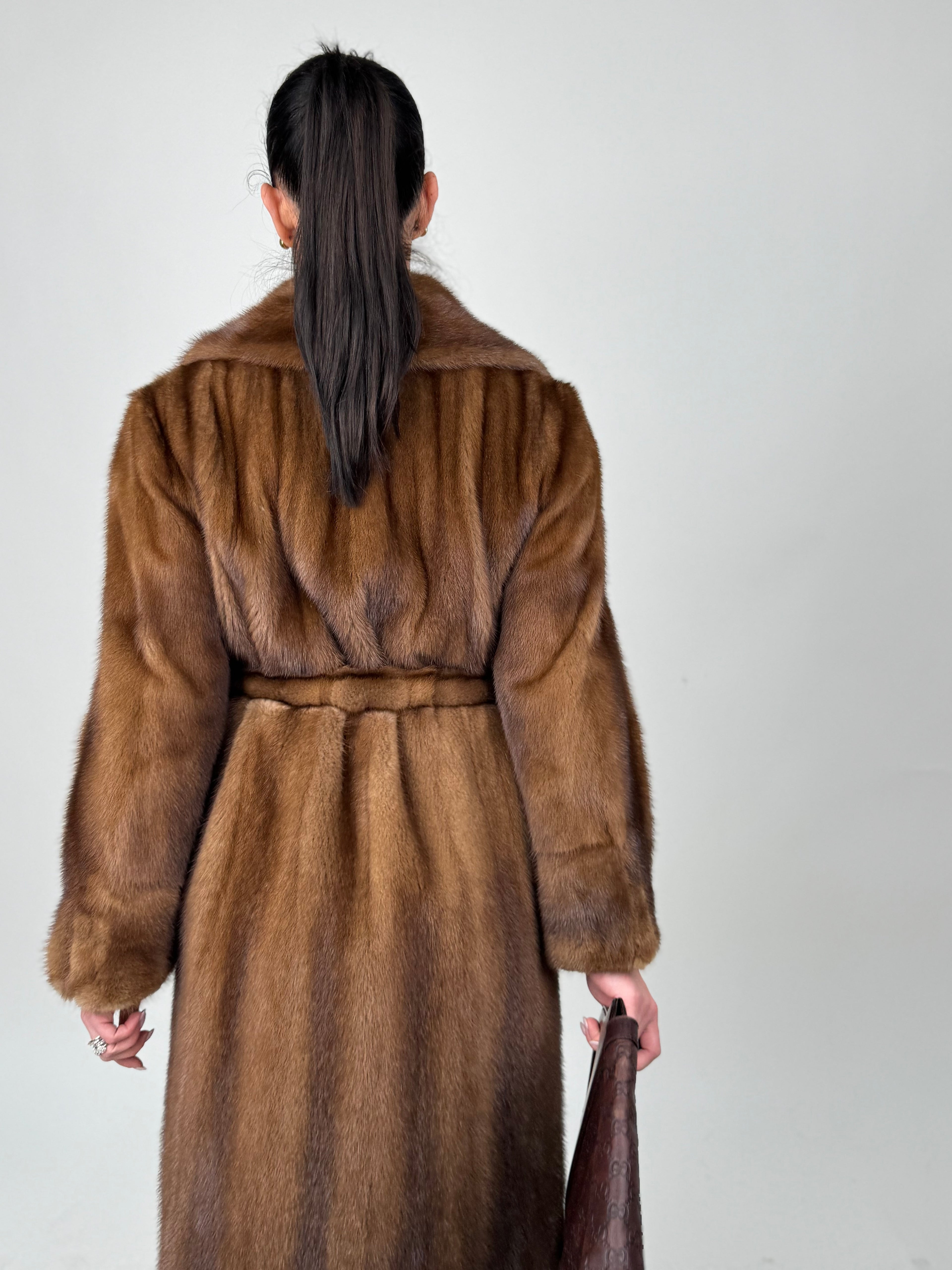 Cappotto in visone N602