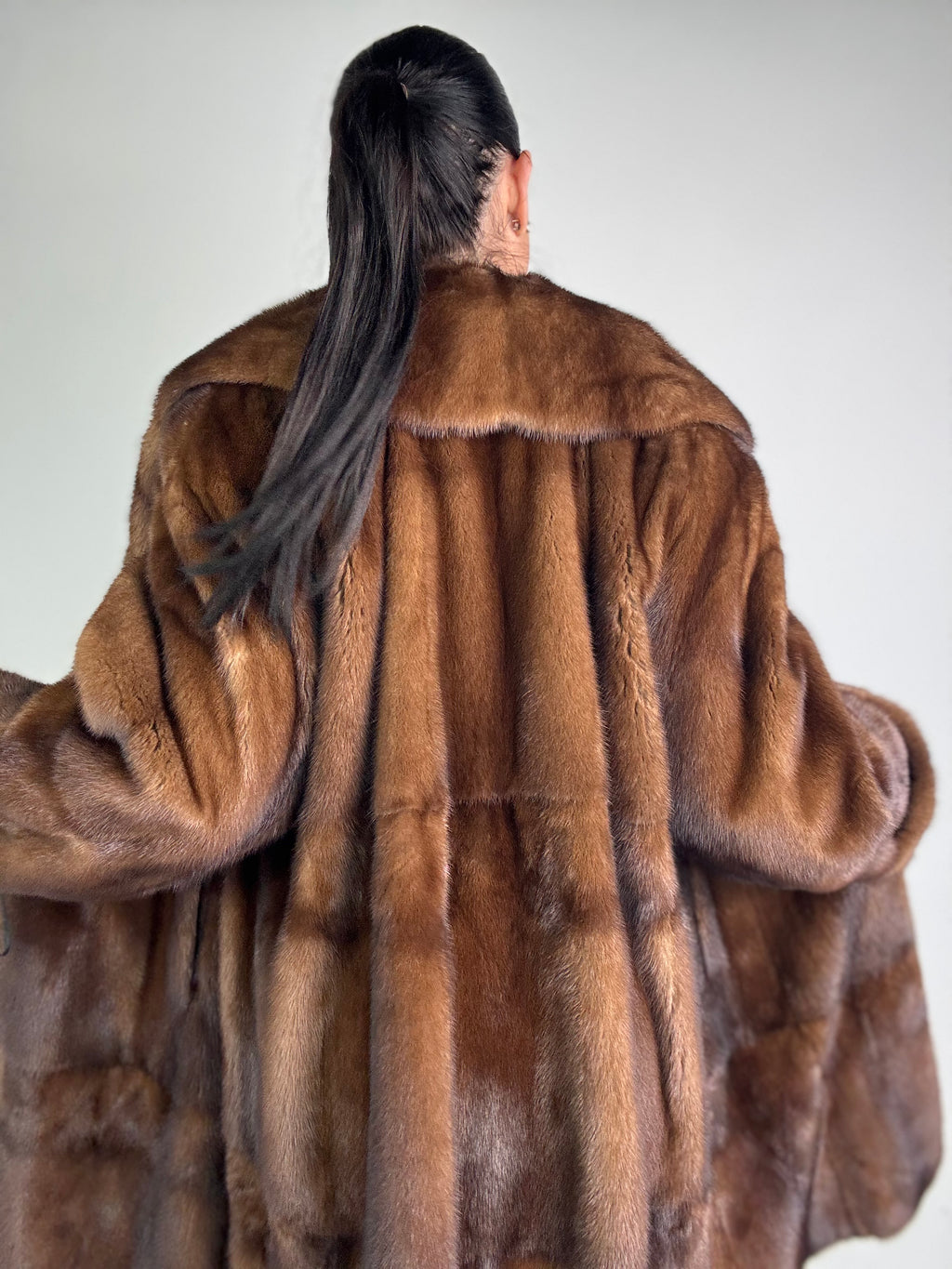 Cappotto in visone N494