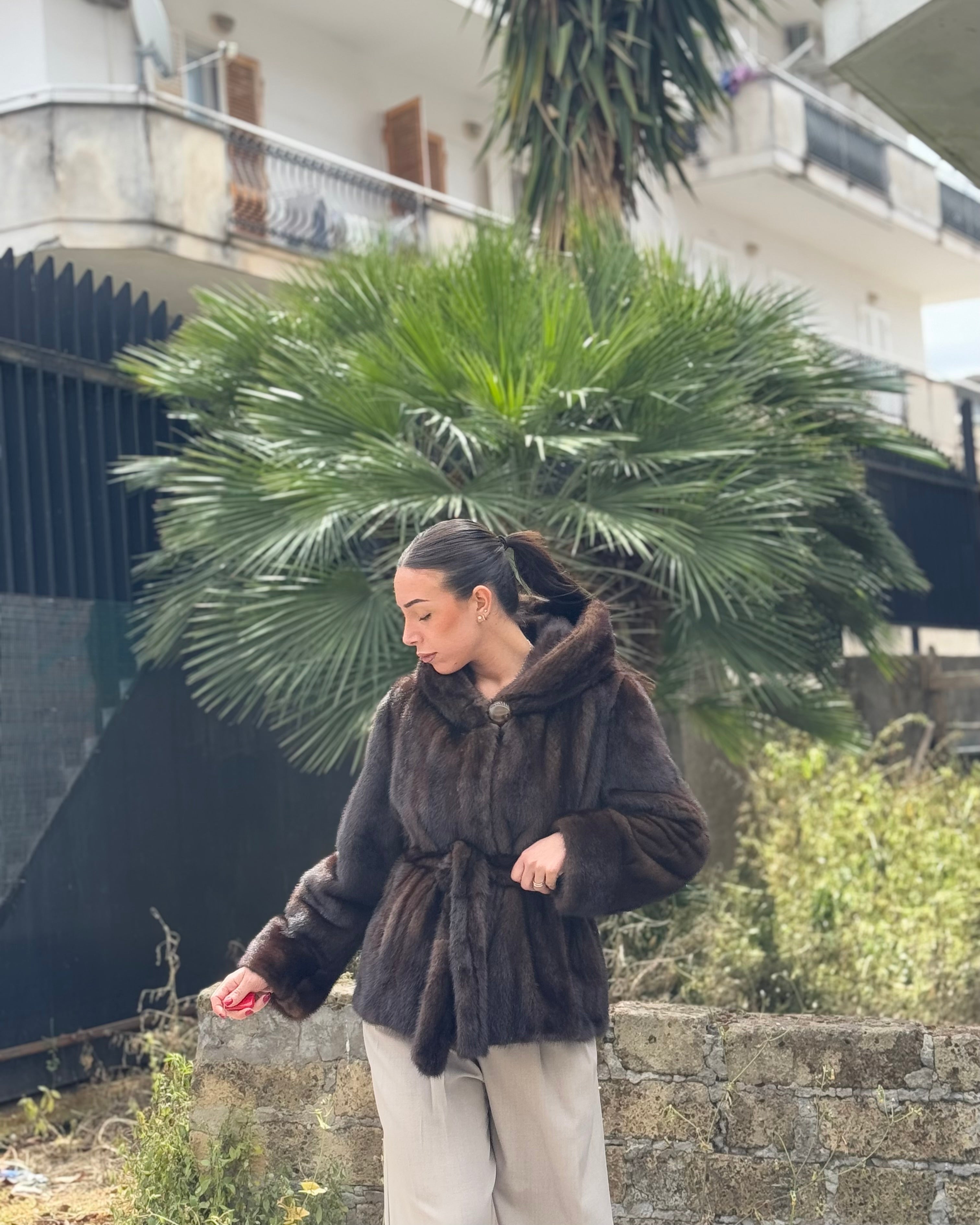 Giacca in visone cintura e cappuccio