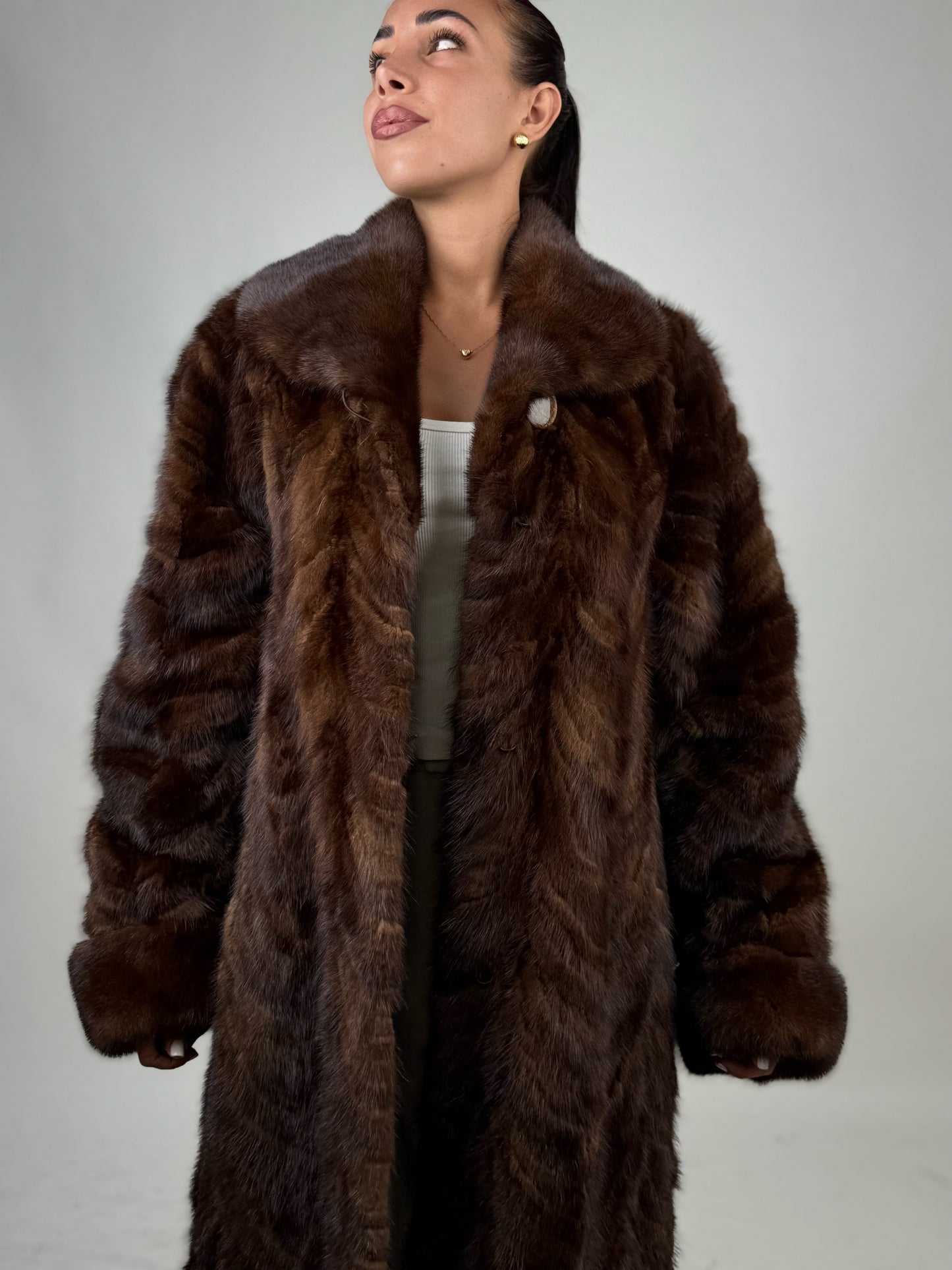 Cappotto in visone N688