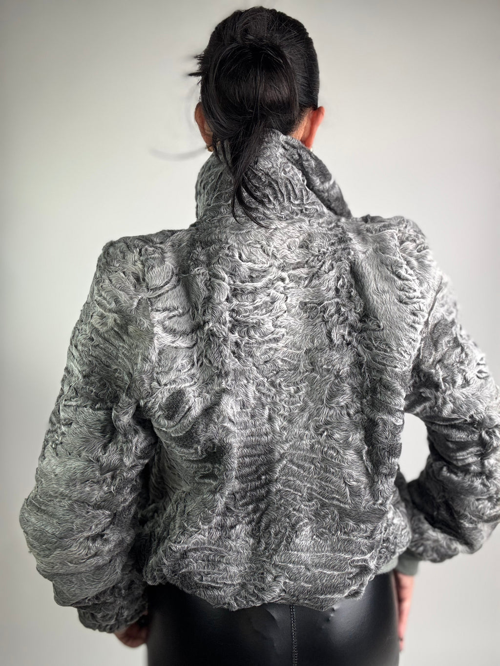 Bomber in astrakan N84