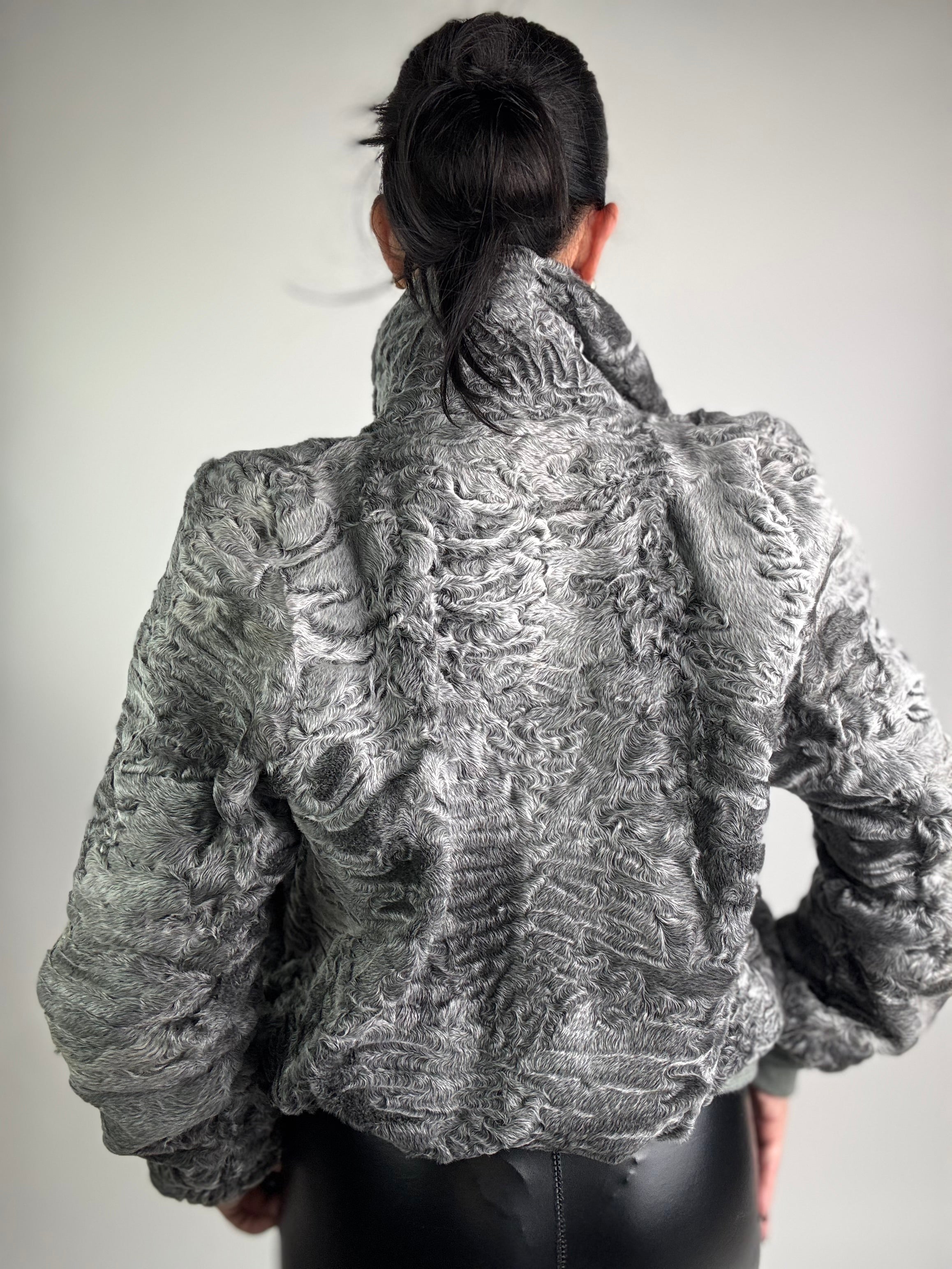 Bomber in astrakan N84